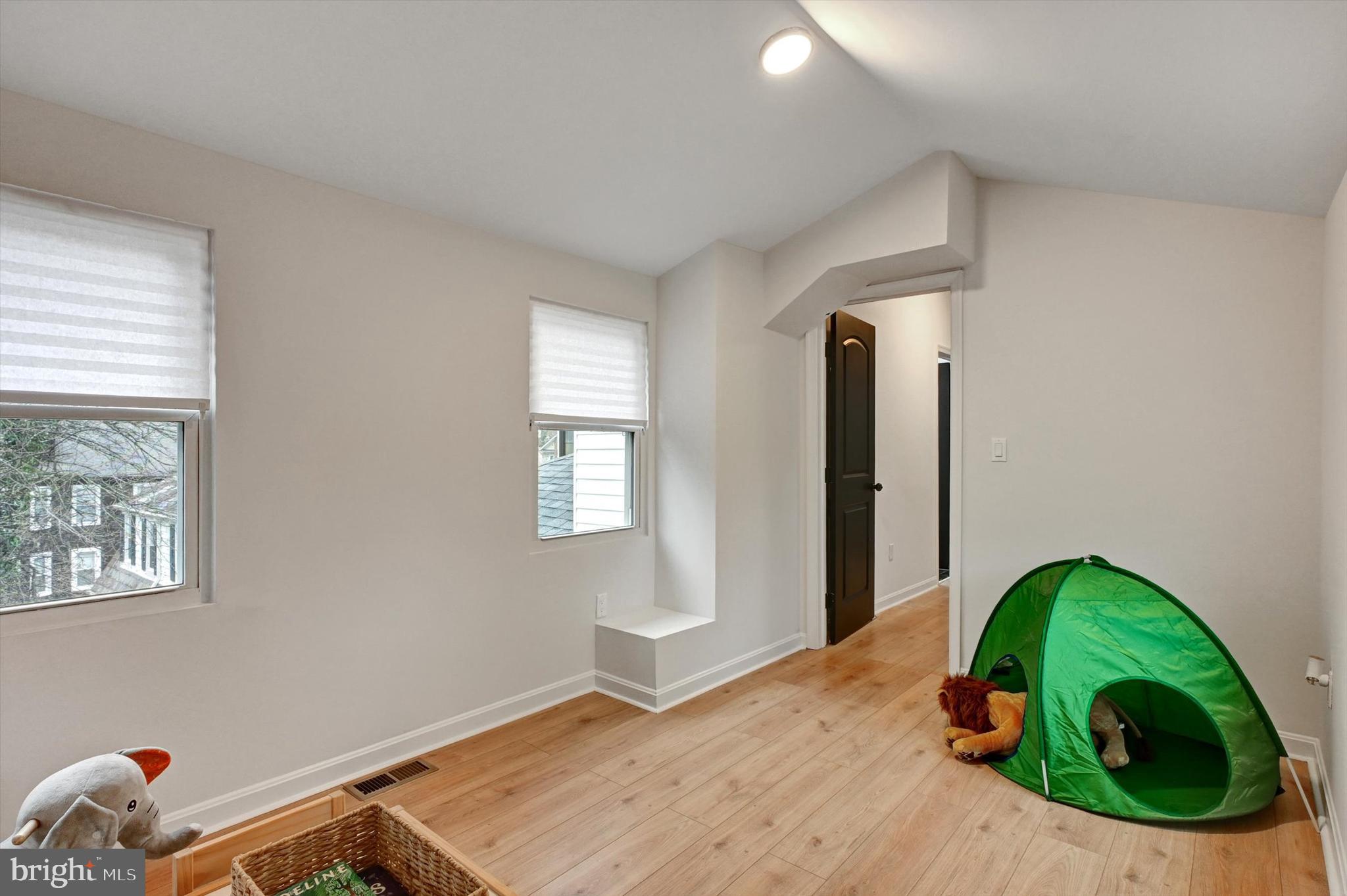 GWYNN OAK - Residential