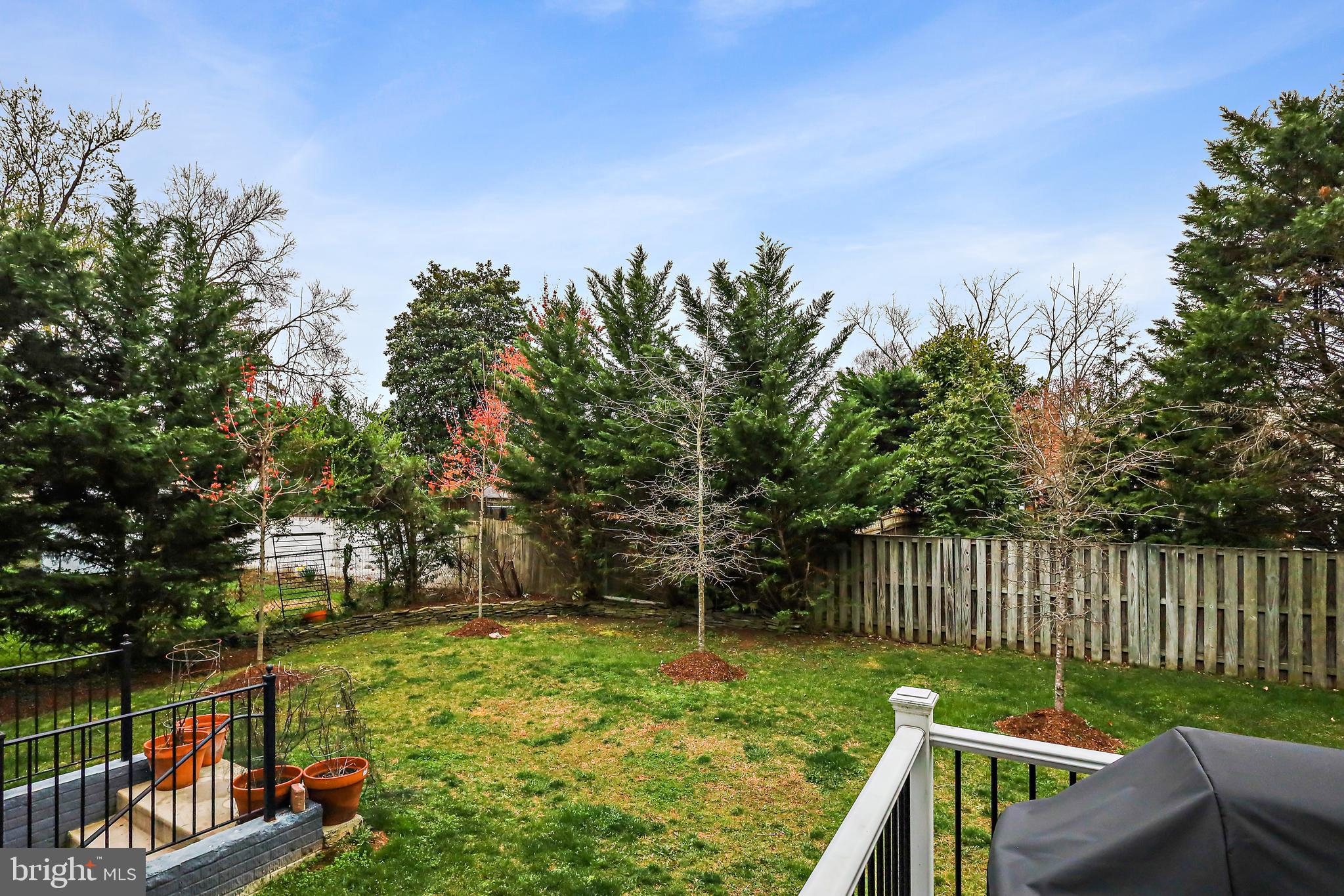 WAYNEWOOD - Residential Lease