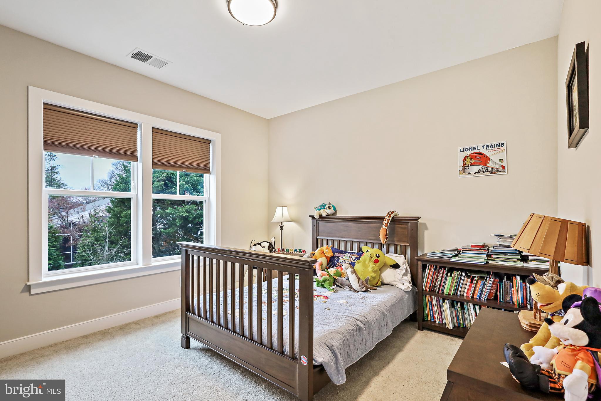 WAYNEWOOD - Residential Lease