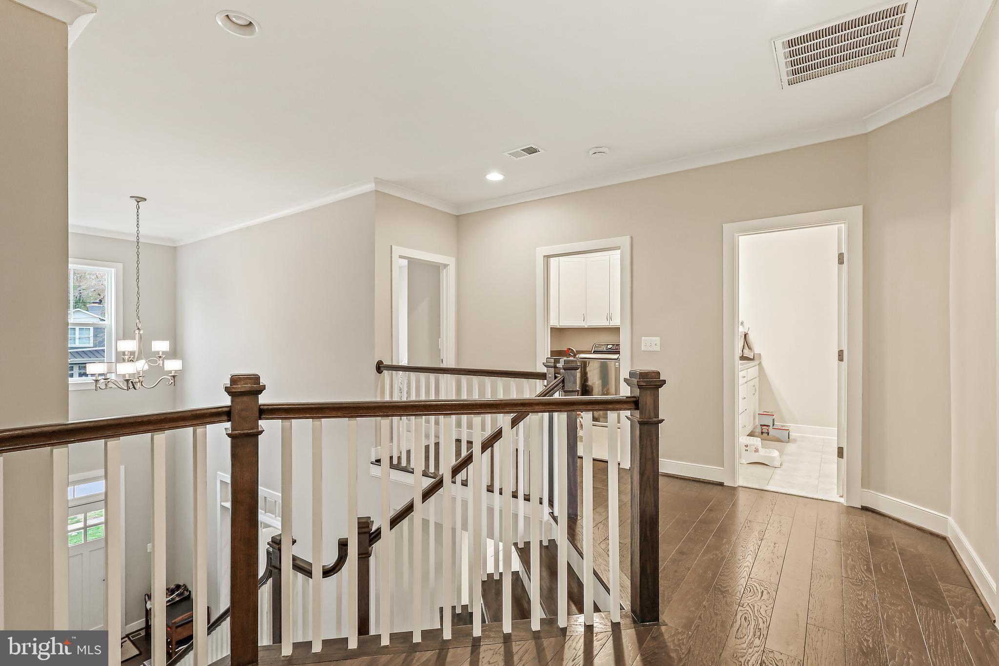 WAYNEWOOD - Residential Lease