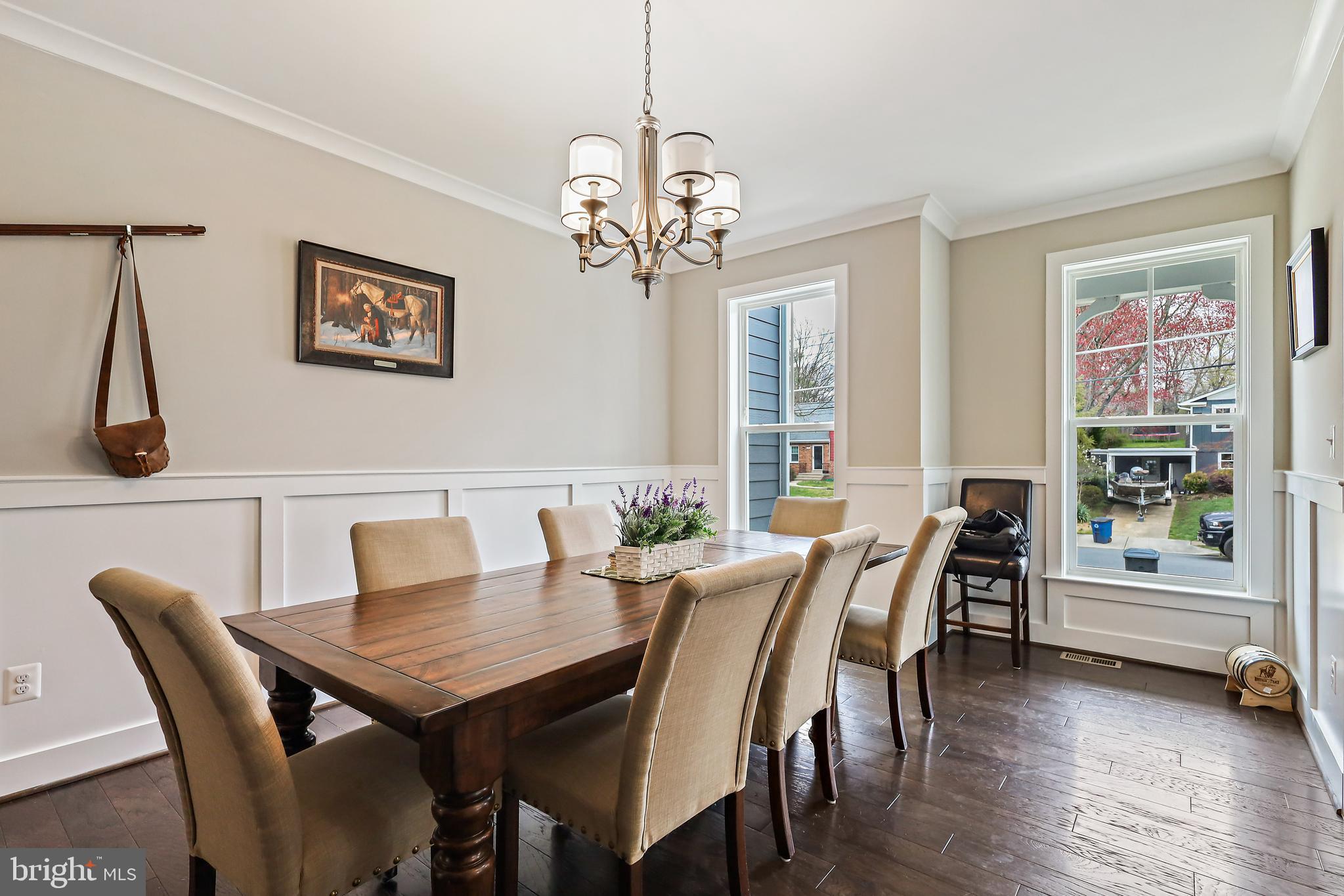 WAYNEWOOD - Residential Lease