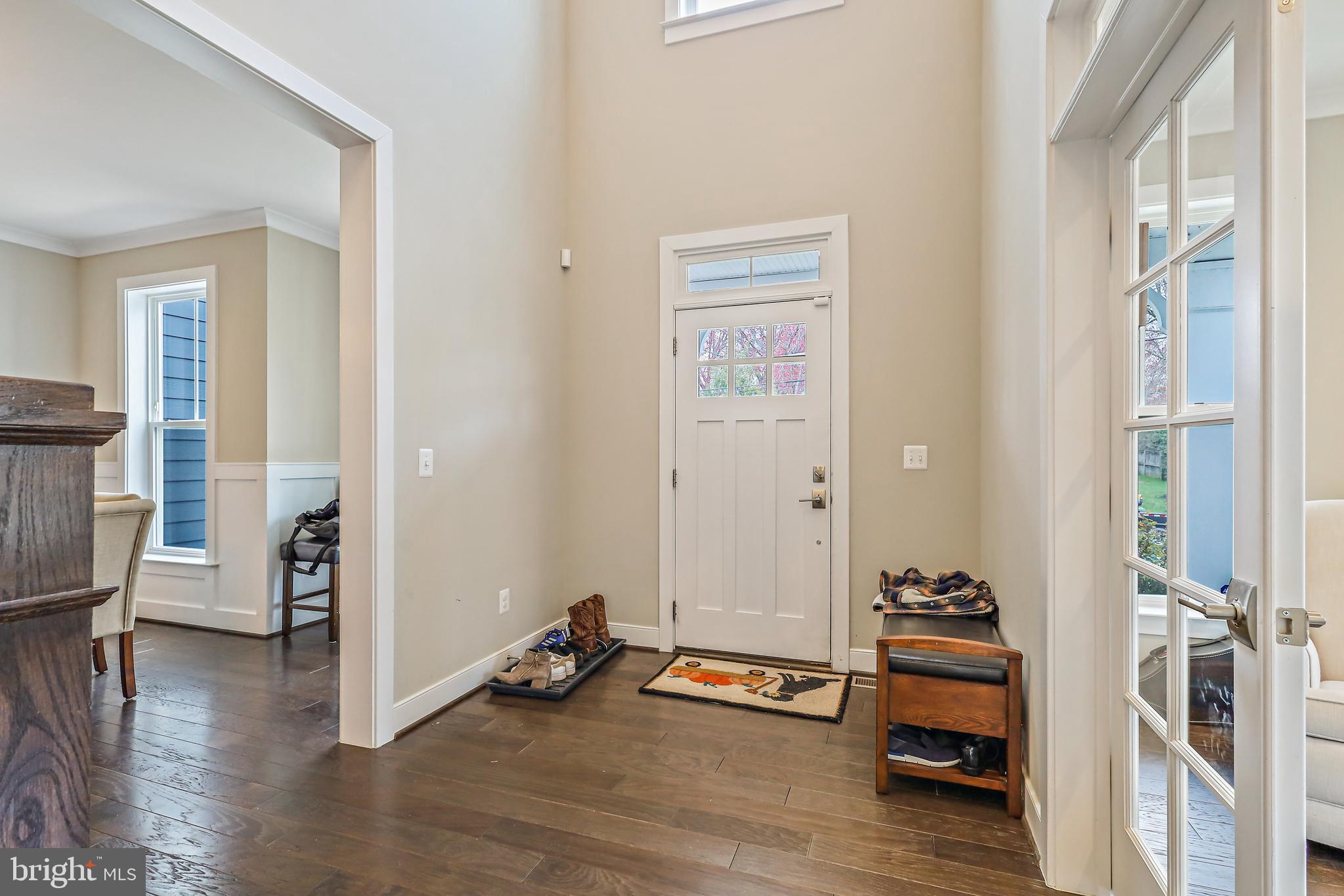 WAYNEWOOD - Residential Lease