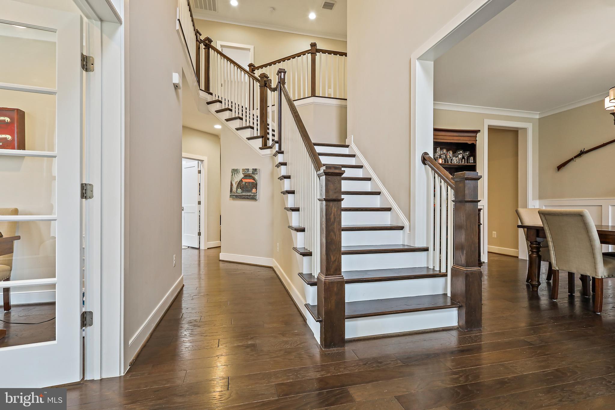 WAYNEWOOD - Residential Lease