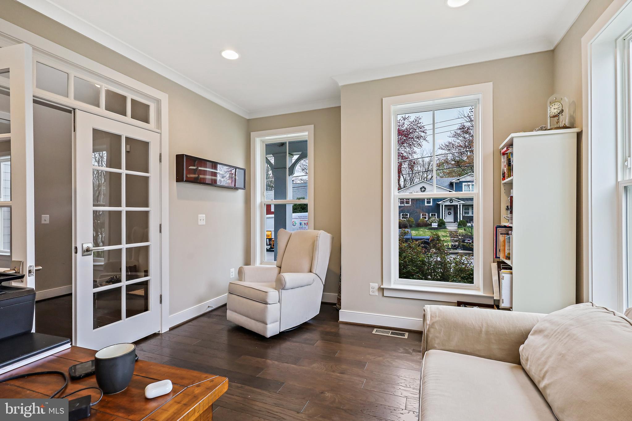 WAYNEWOOD - Residential Lease