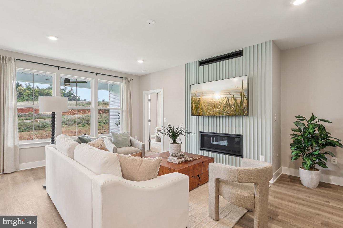 225 HYDRANGEA WAY