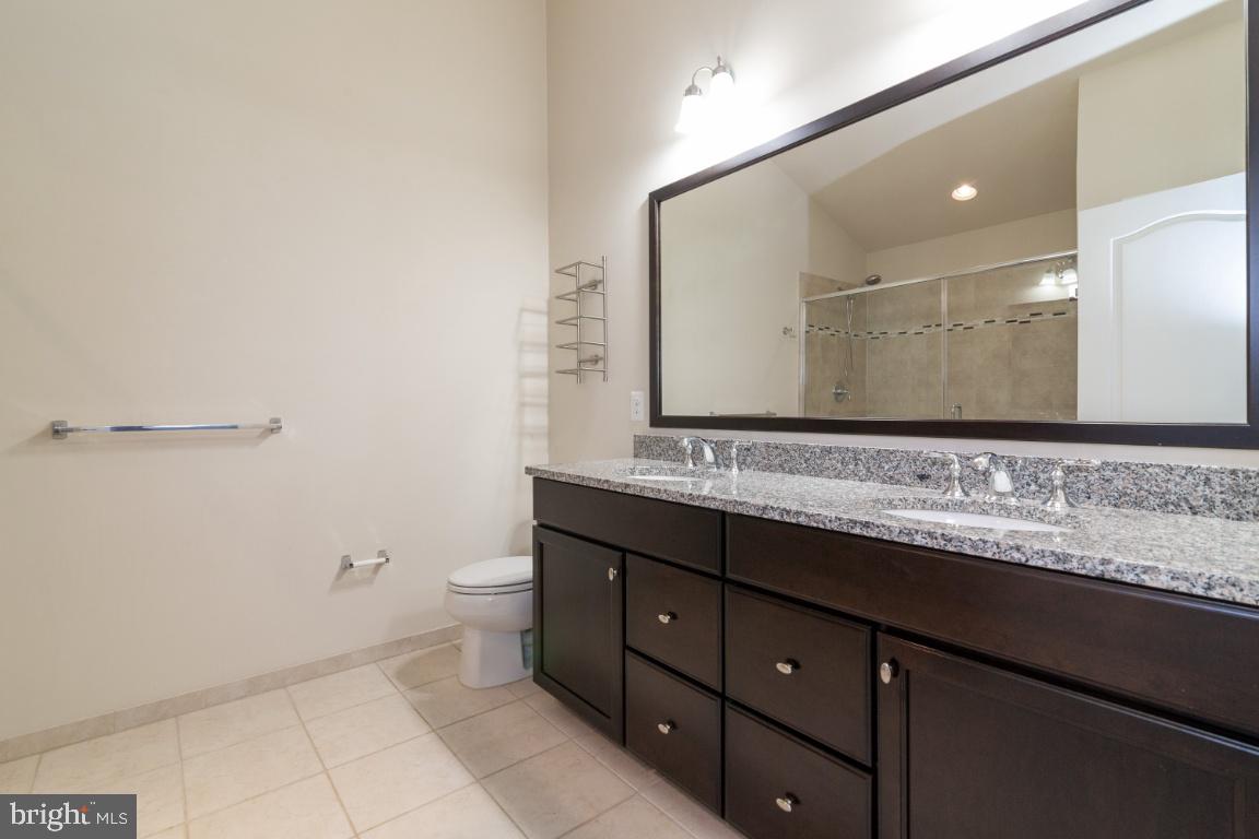 DOMINION VALLEY - Residential Lease