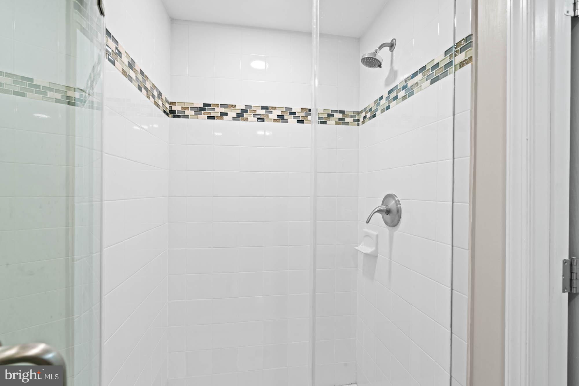 KENSINGTON - Residential