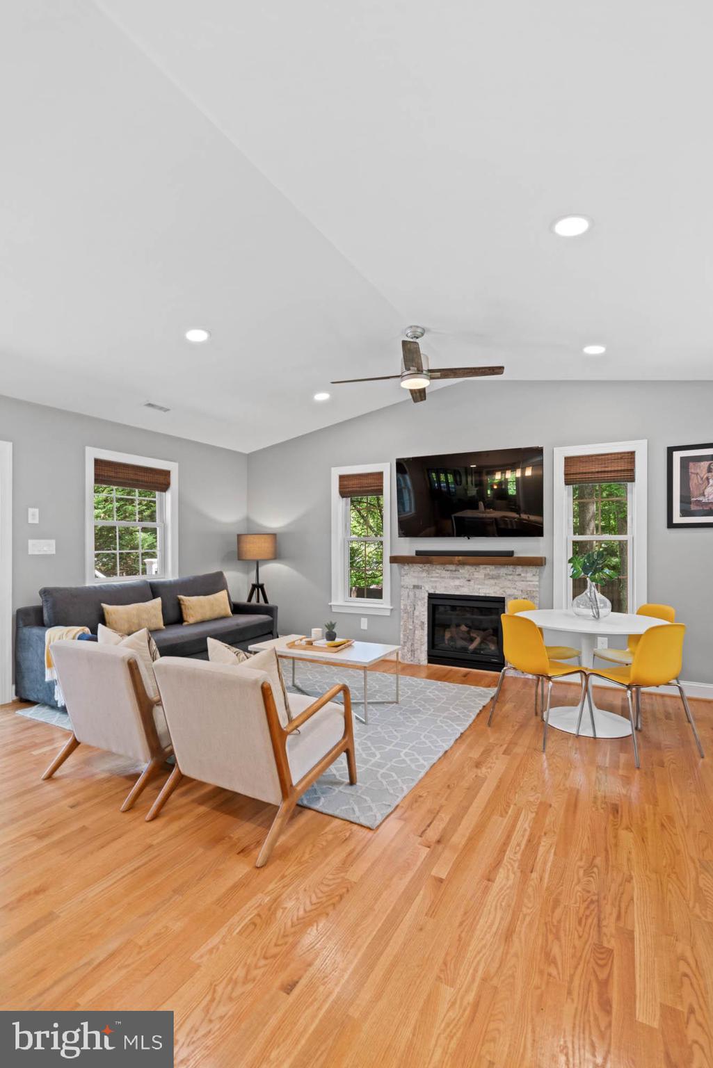 KENSINGTON - Residential