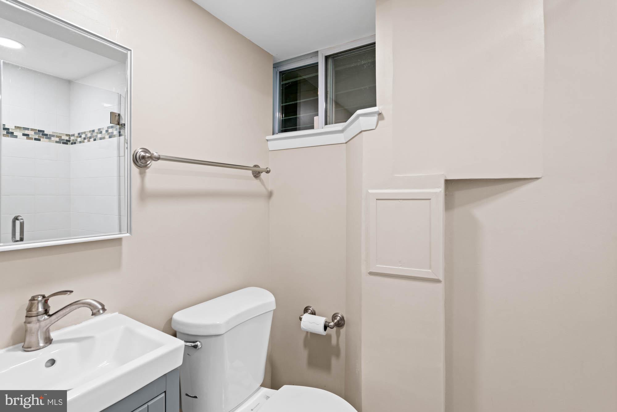 KENSINGTON - Residential