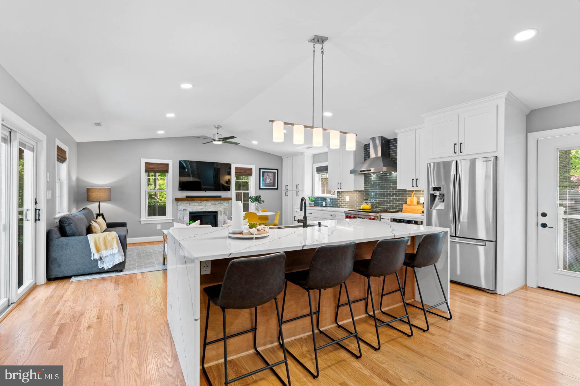 KENSINGTON - Residential