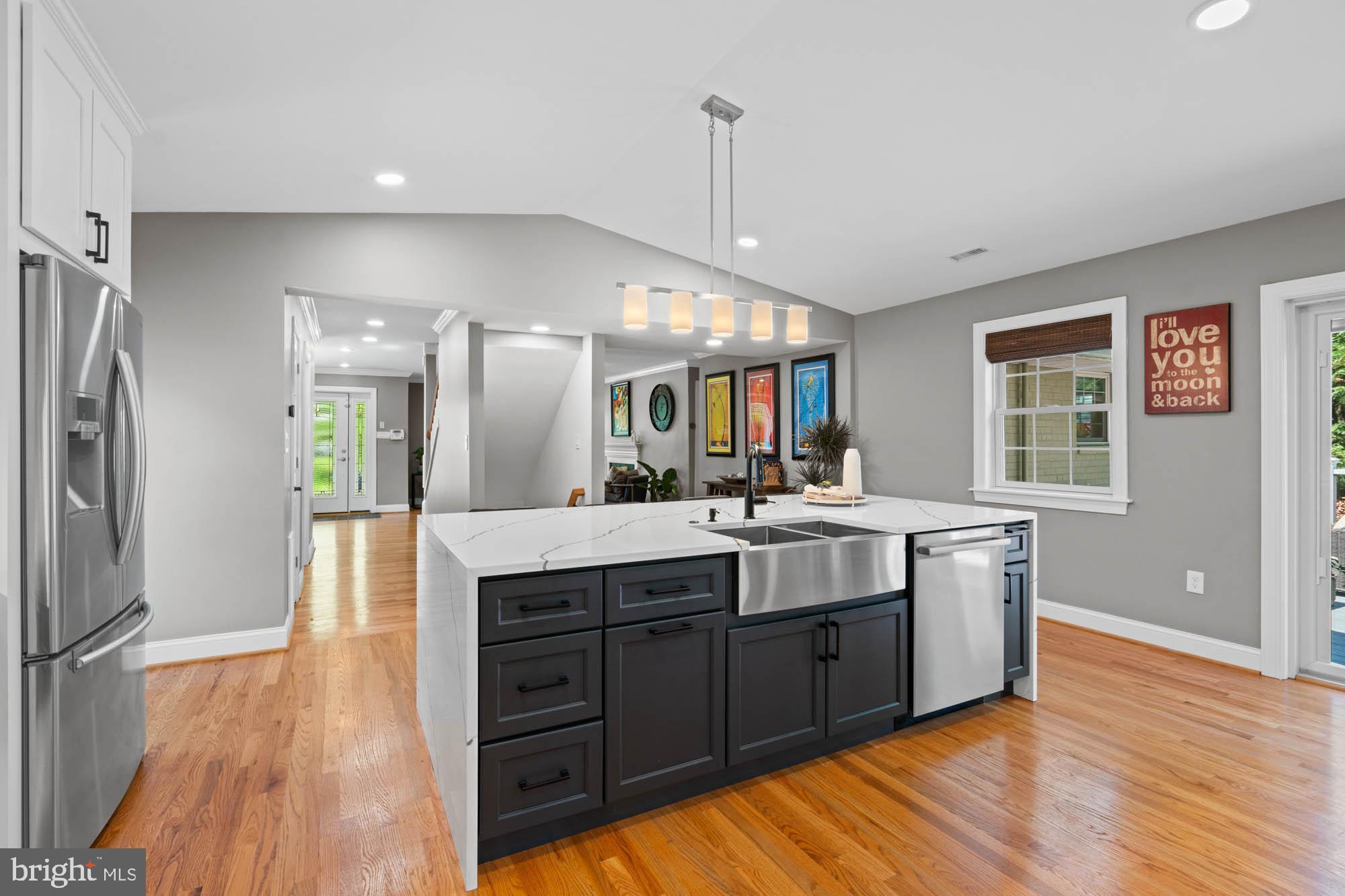 KENSINGTON - Residential