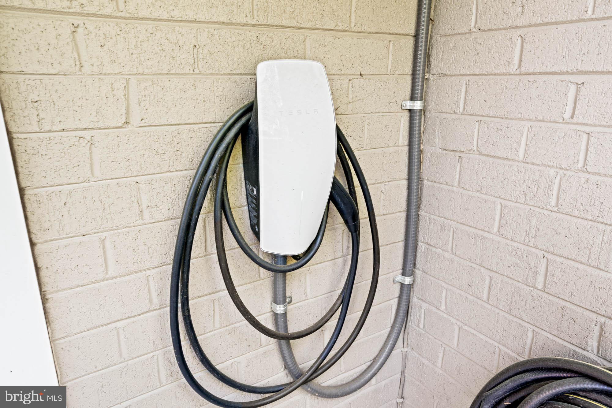 KENSINGTON - Residential