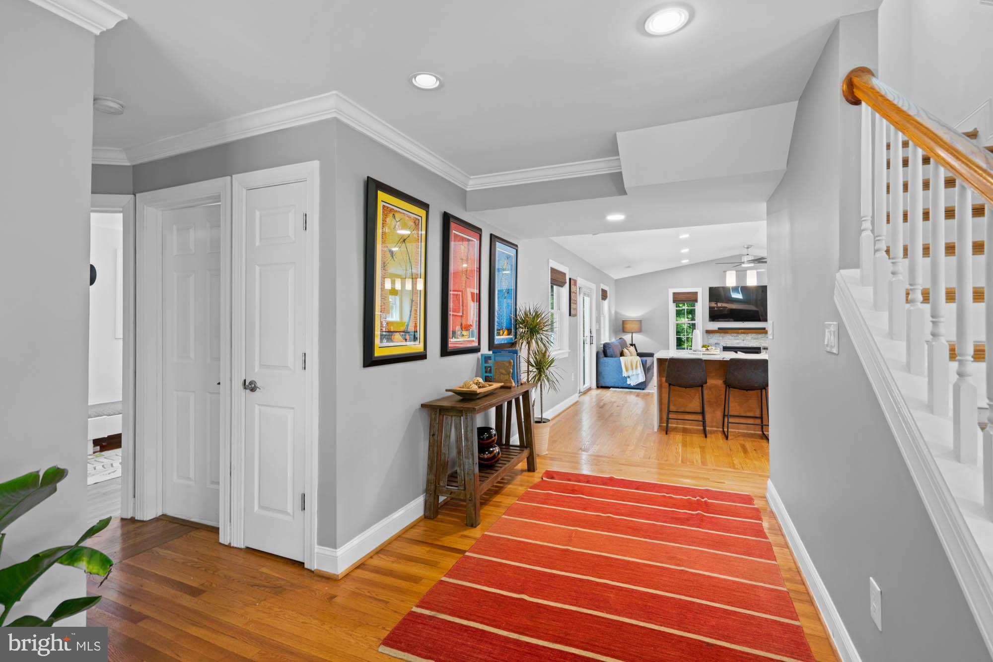 KENSINGTON - Residential