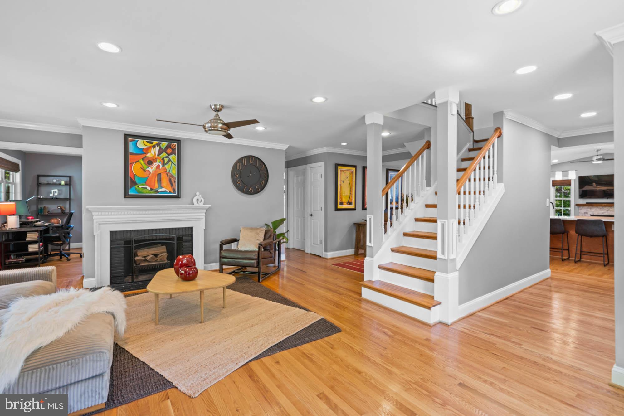 KENSINGTON - Residential