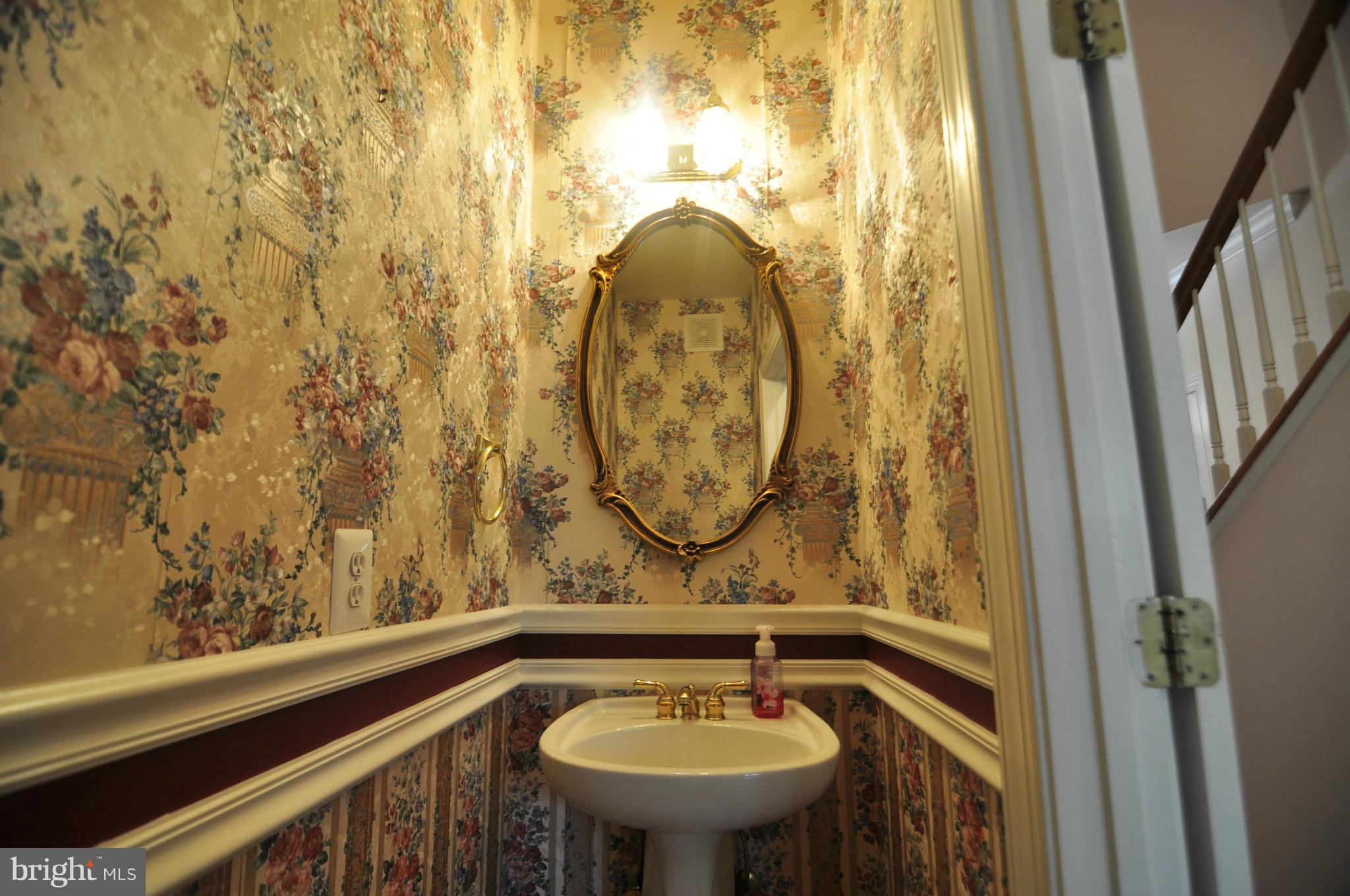 LORTON TOWN CNTR LANDBAY - Residential