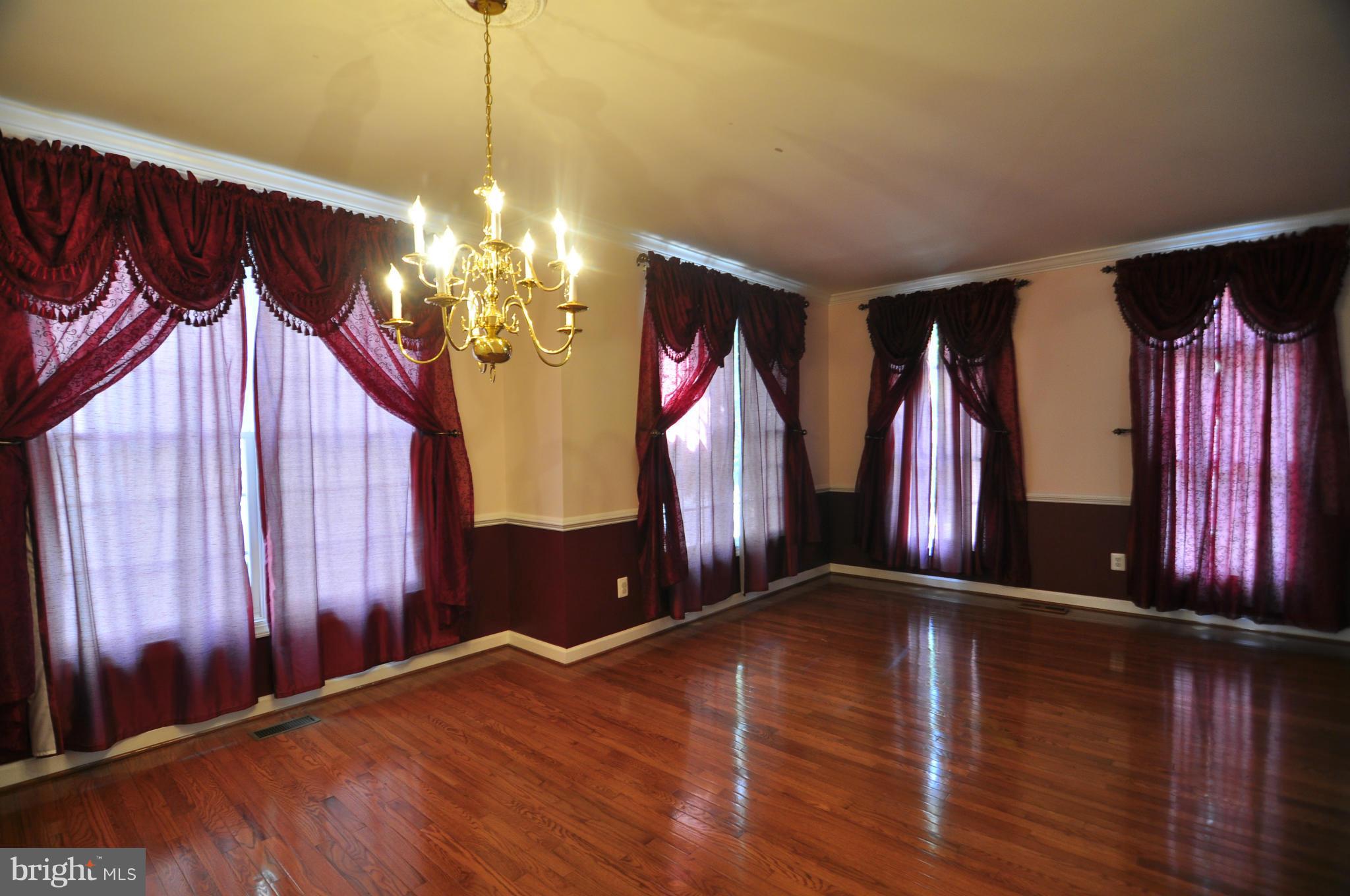 LORTON TOWN CNTR LANDBAY - Residential