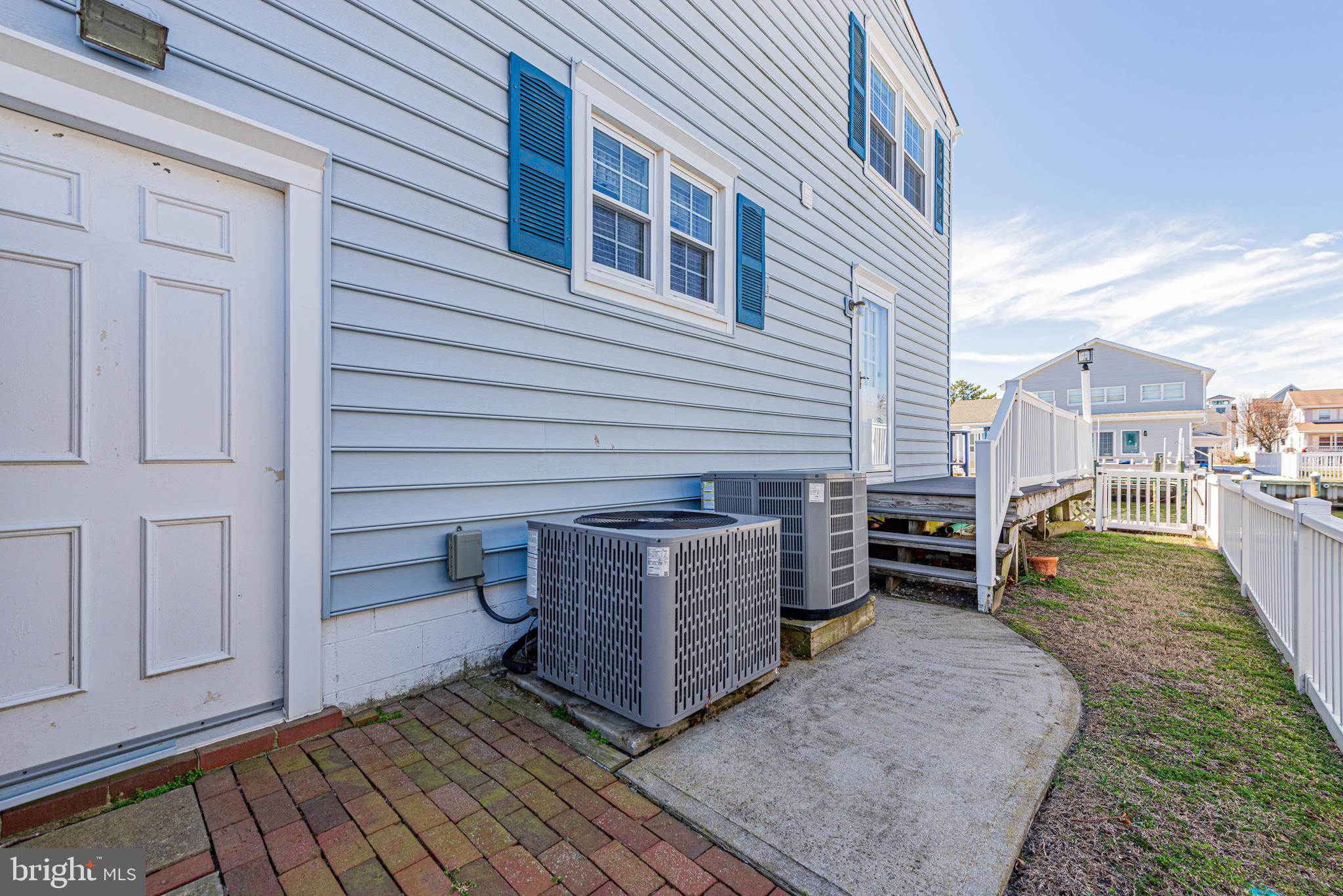 CAINE KEYS II EXT - Residential