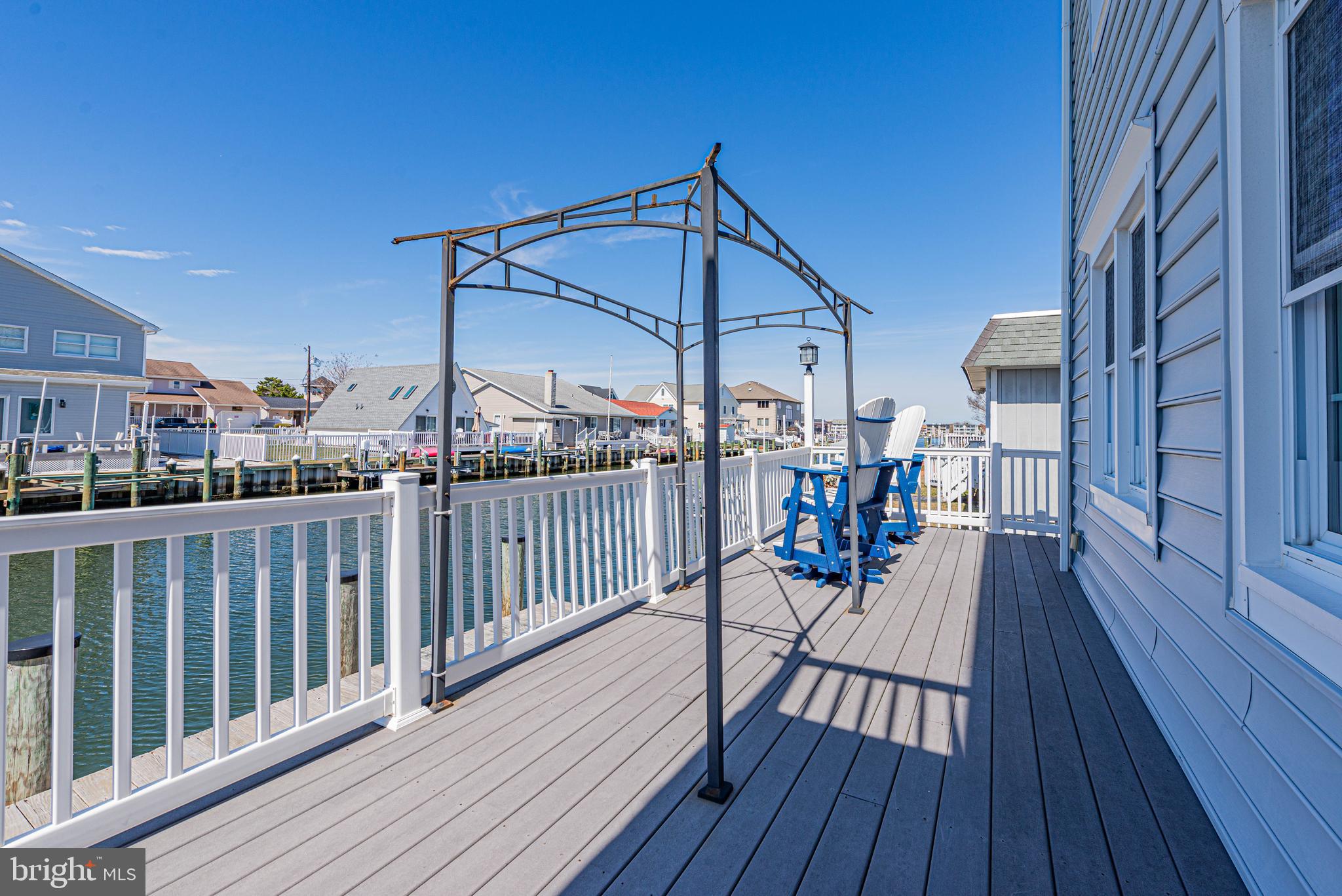 CAINE KEYS II EXT - Residential