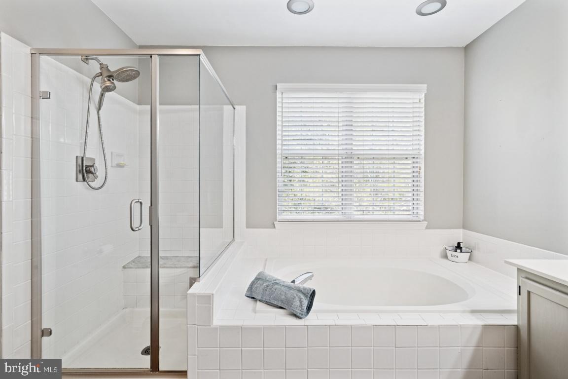 ASHTON DOWNS - Residential