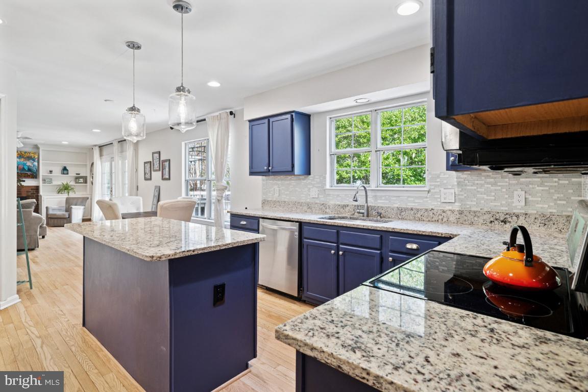 ASHTON DOWNS - Residential