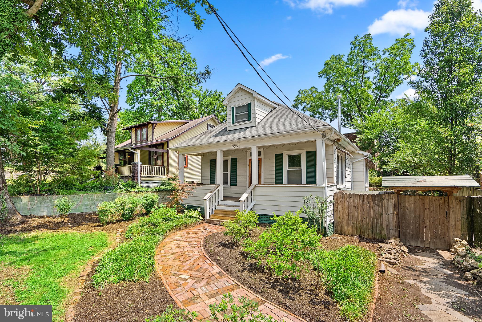 MT RAINIER - Residential