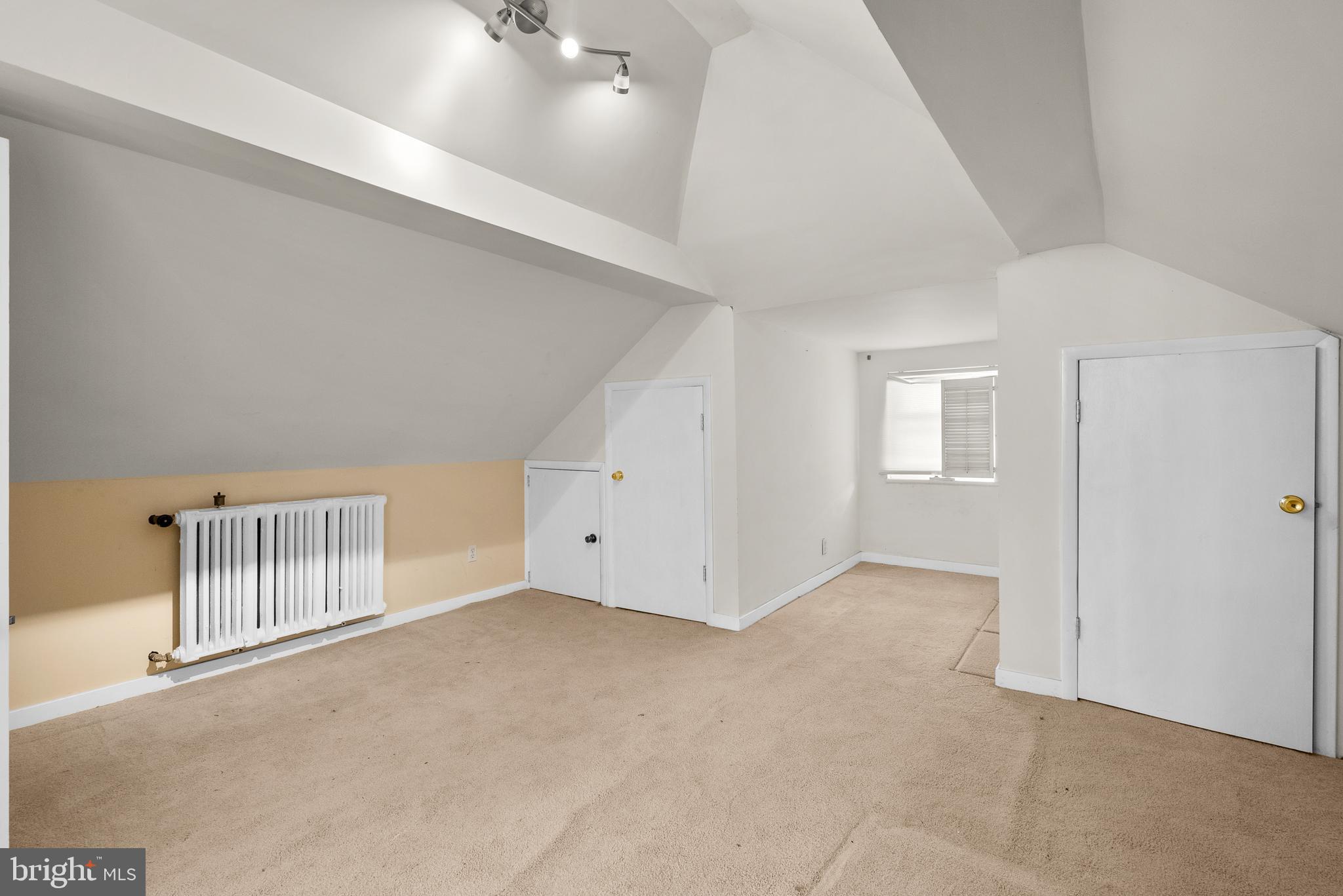 MT RAINIER - Residential