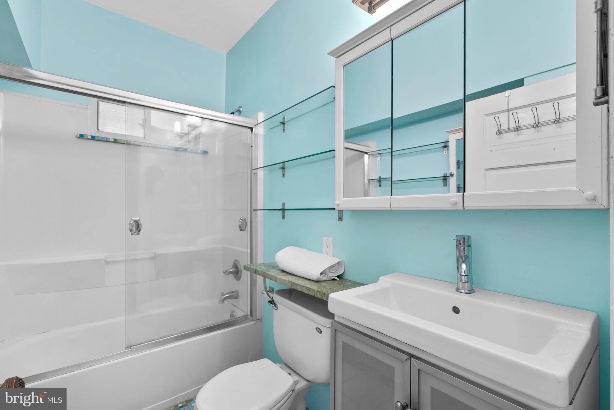 MT RAINIER - Residential