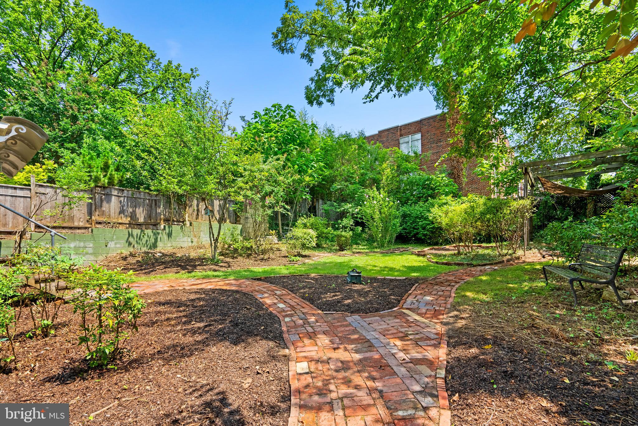 MT RAINIER - Residential