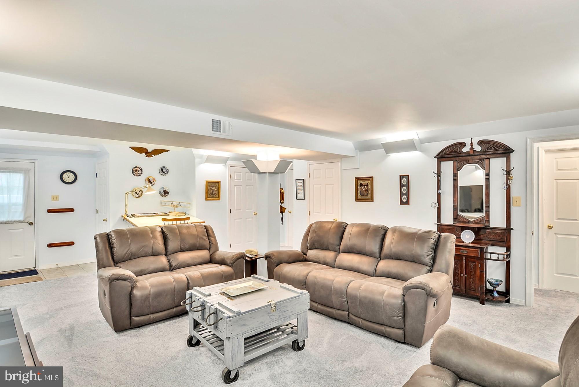 LITTLE ROCKY RUN - Residential