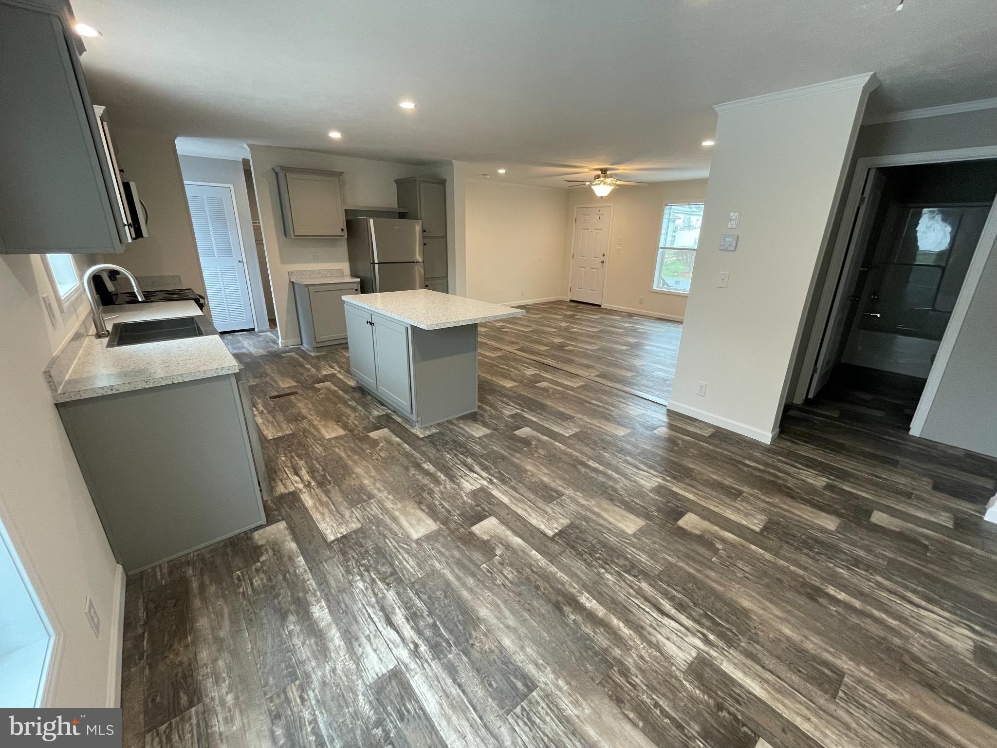 FOX GLEN - Residential