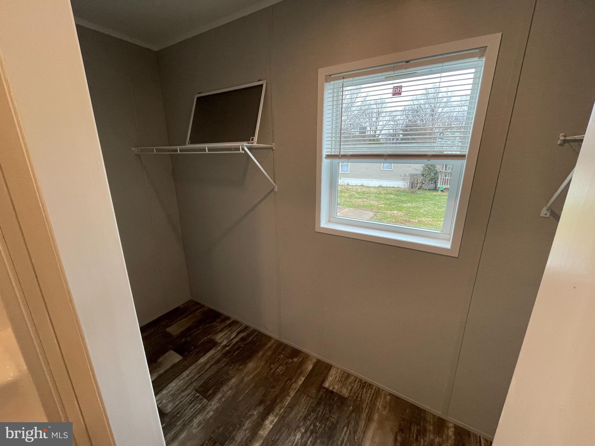 FOX GLEN - Residential