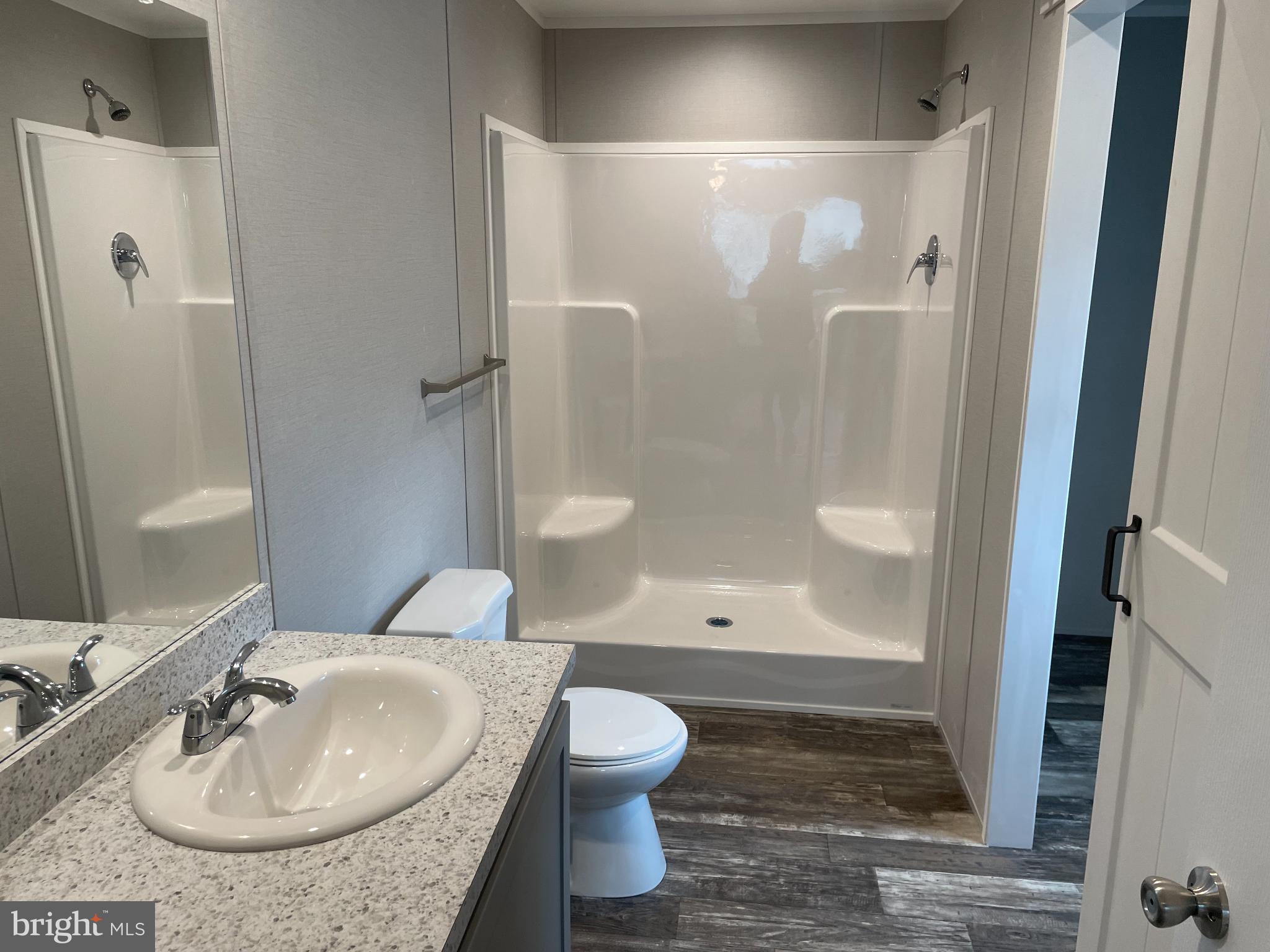 FOX GLEN - Residential