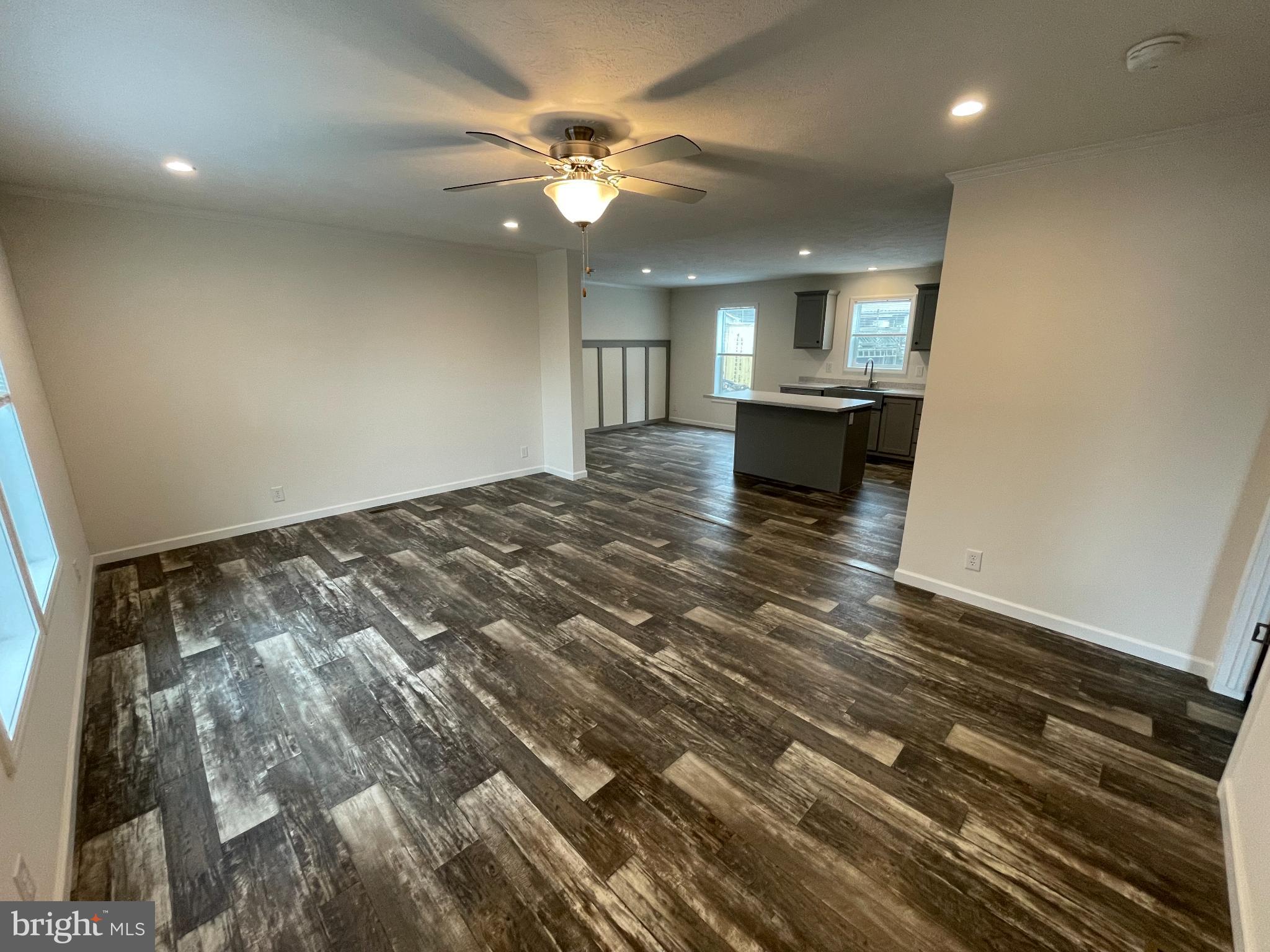 FOX GLEN - Residential