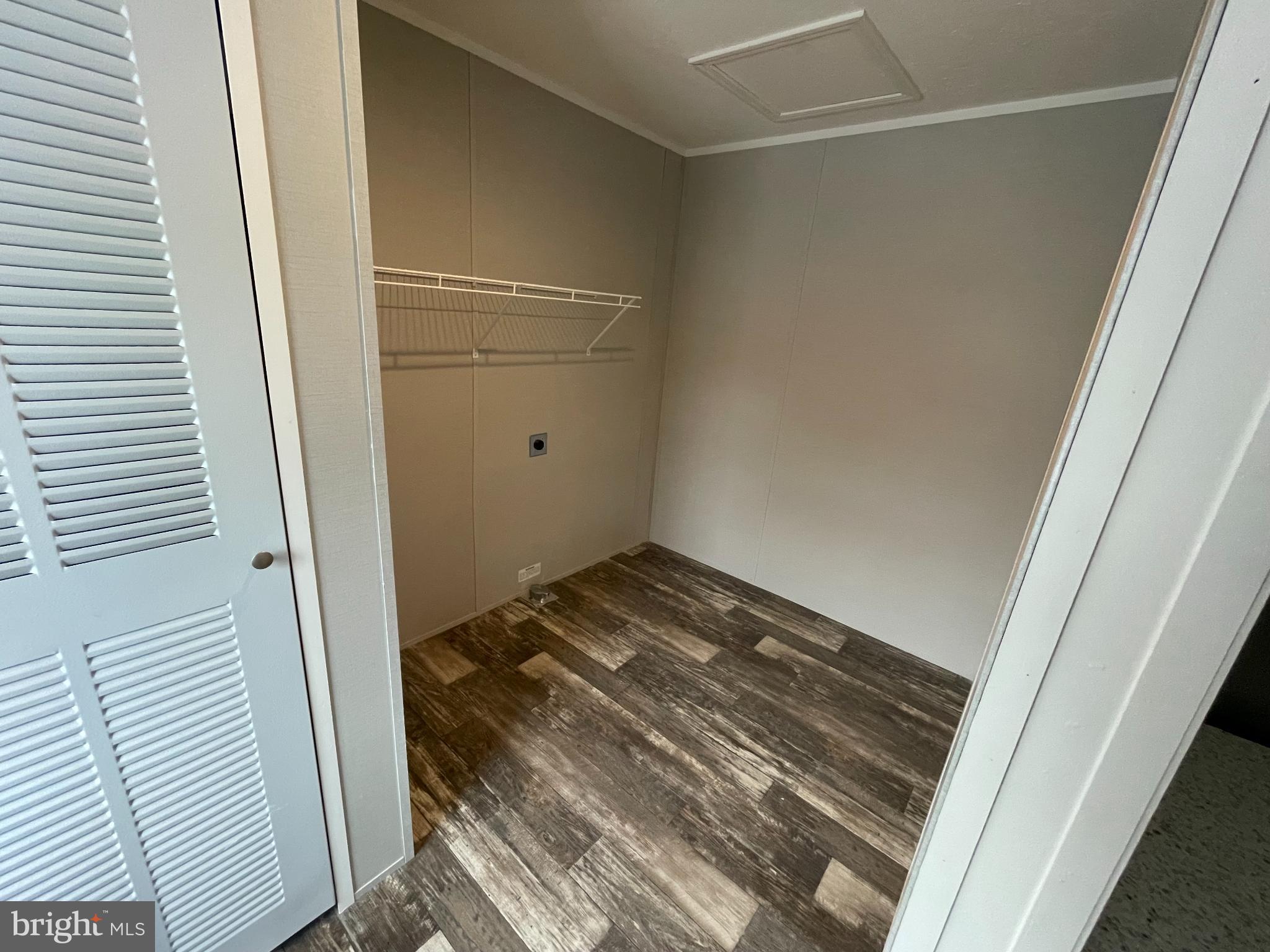 FOX GLEN - Residential