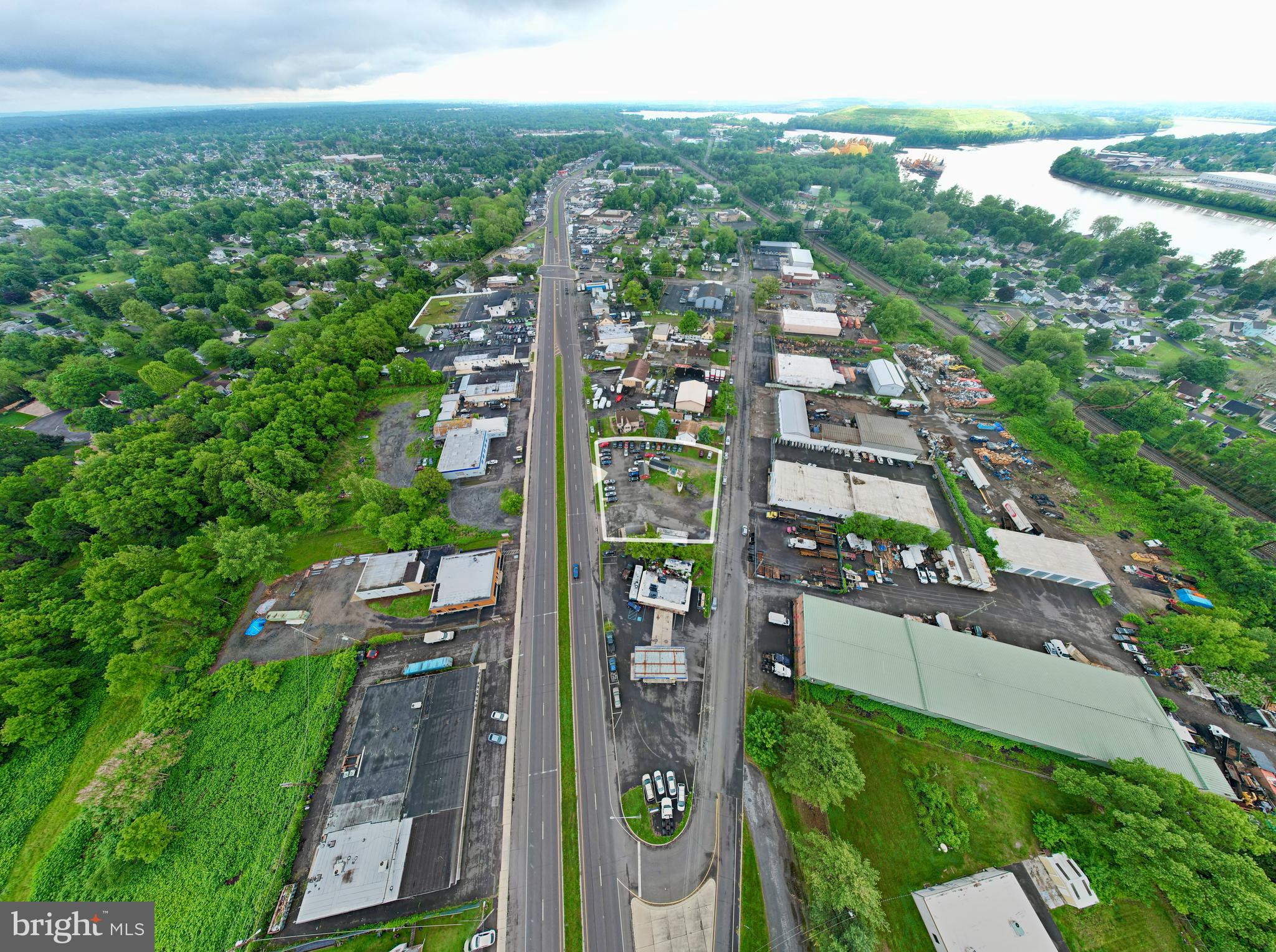 BRISTOL - Commercial Sale