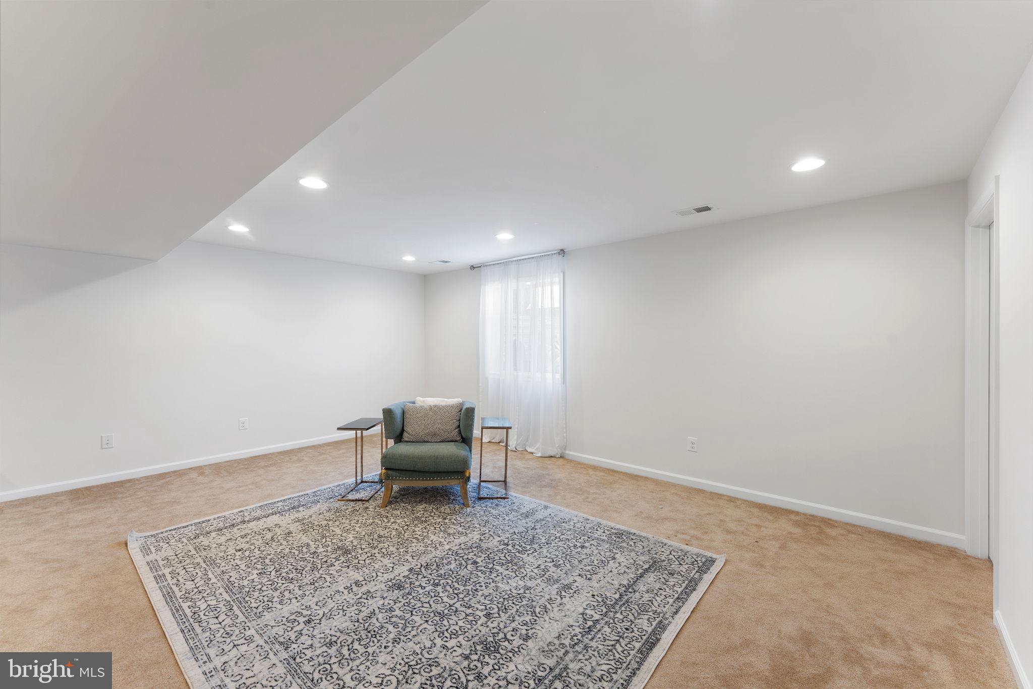 KIRKPATRICK WEST - Residential