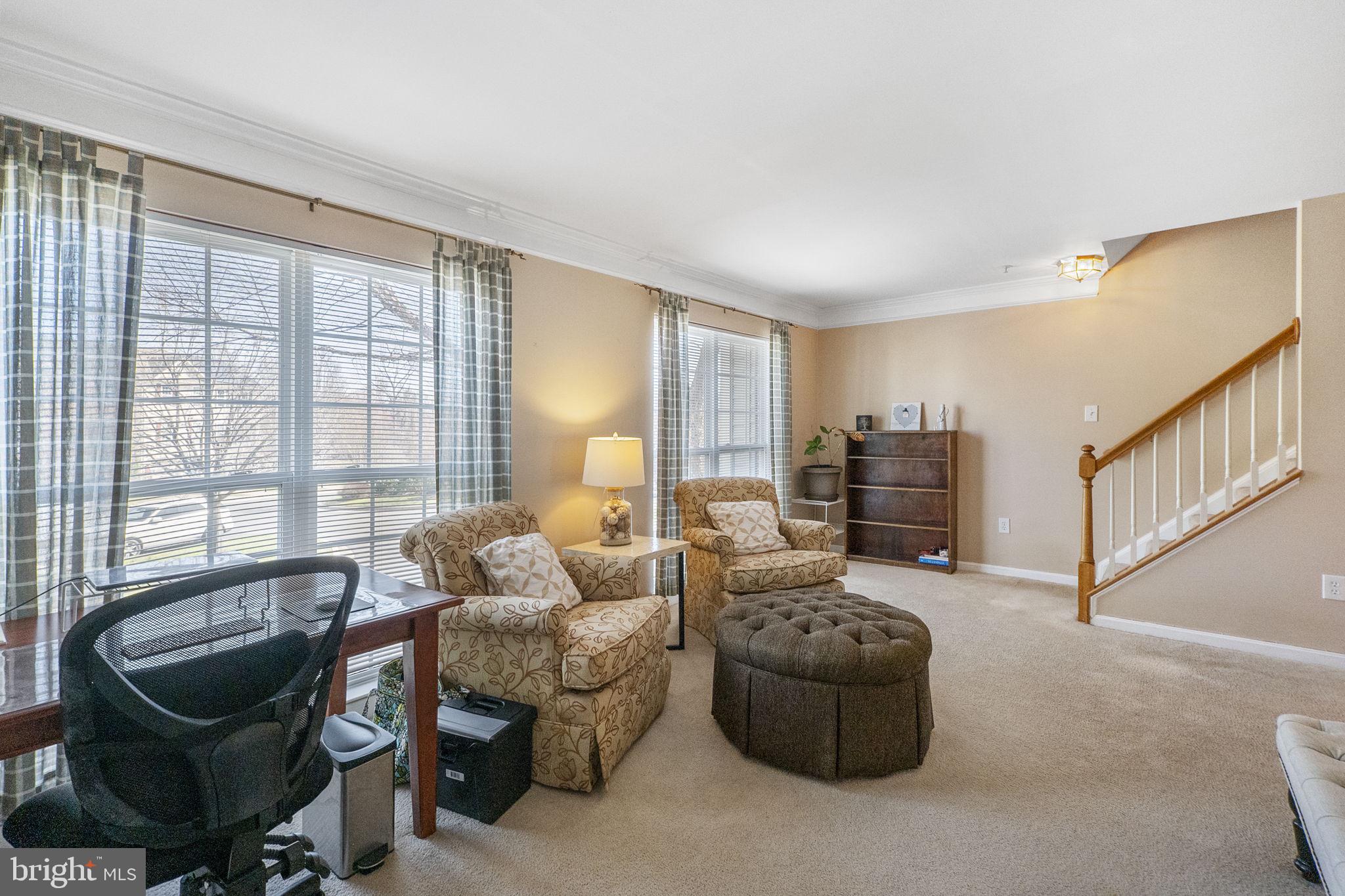 MANOR OAKS - Residential