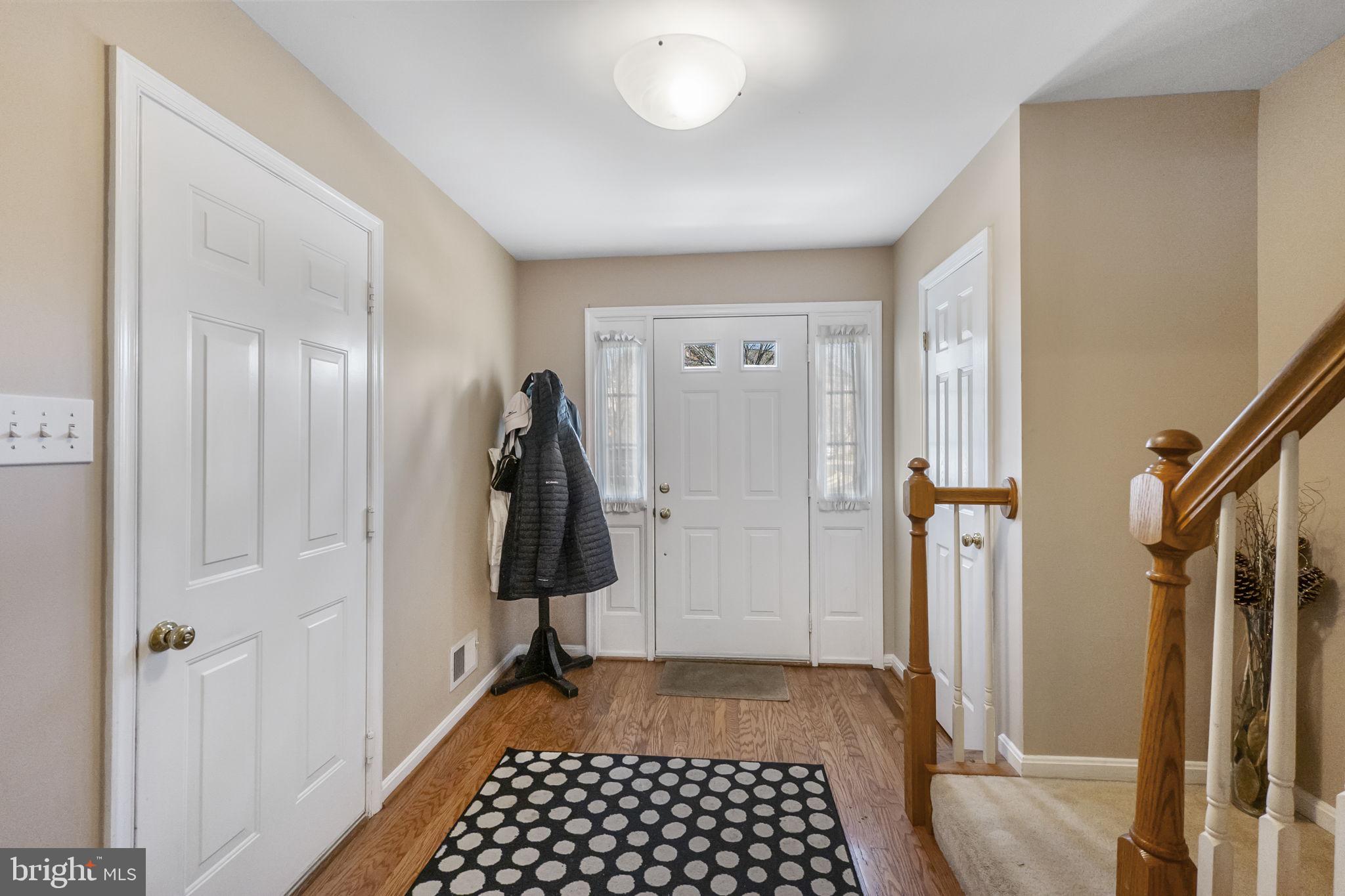 MANOR OAKS - Residential