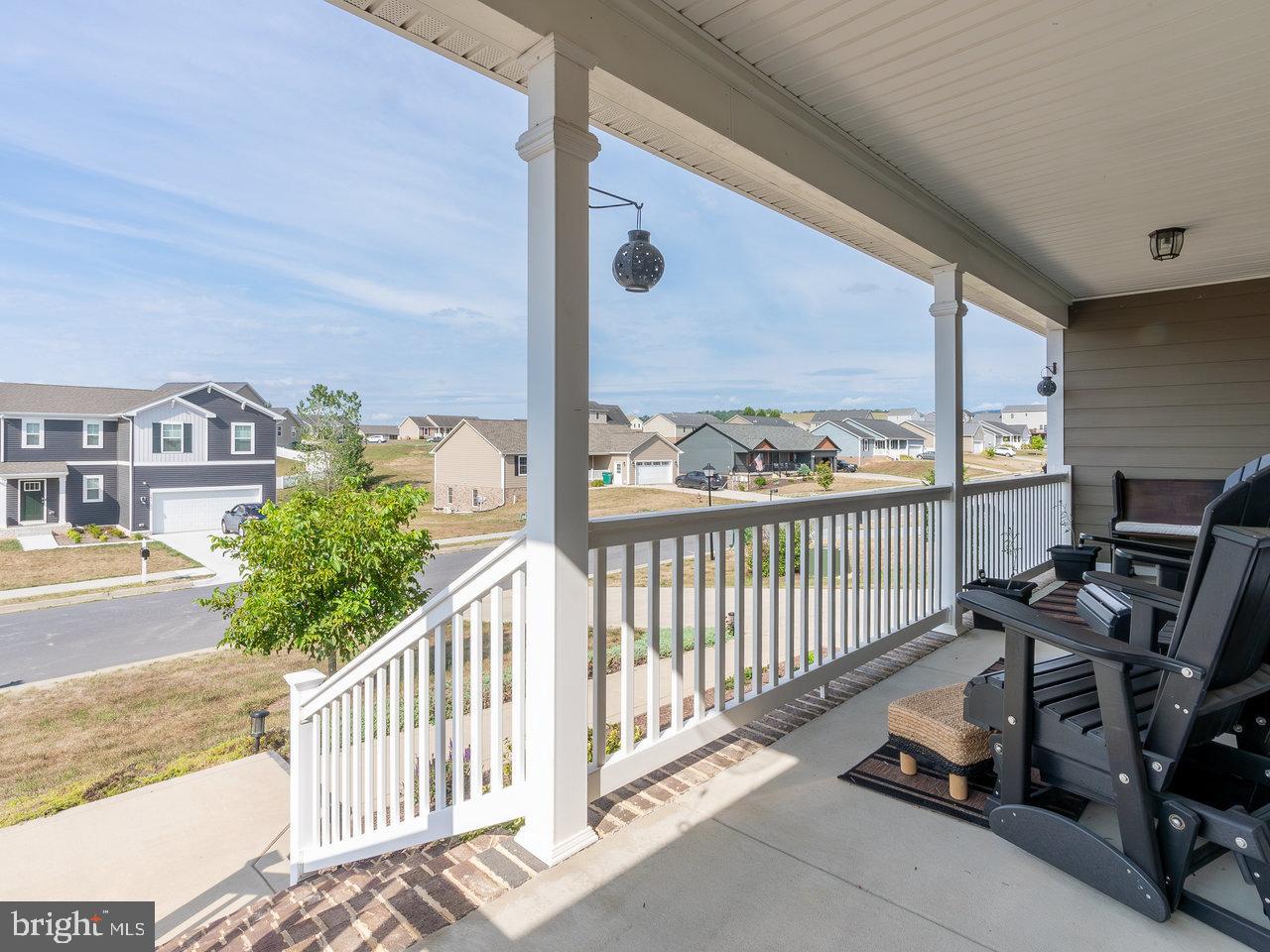 COYOTE RUN - Residential