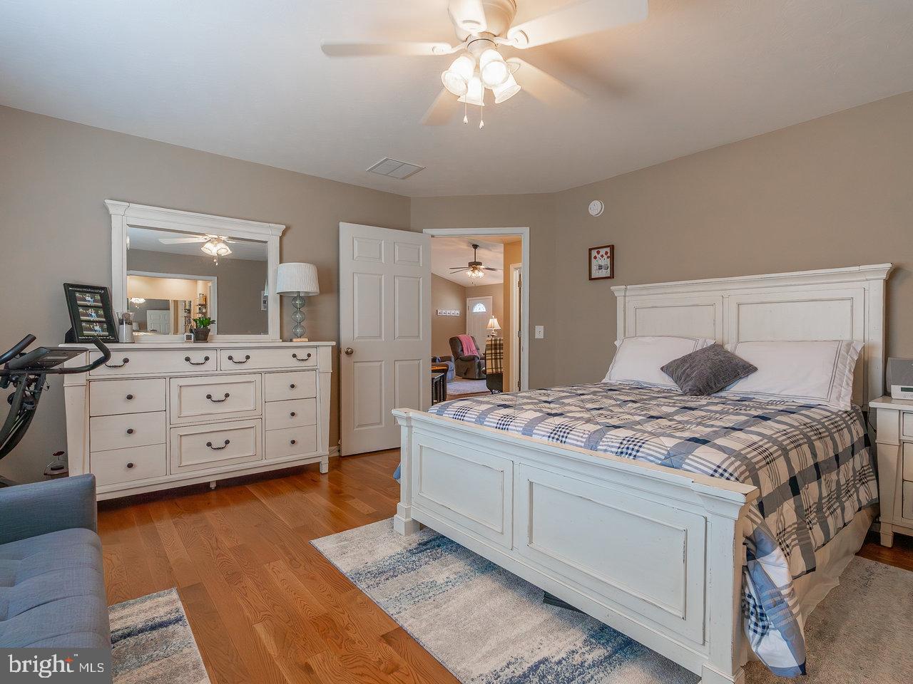 COYOTE RUN - Residential