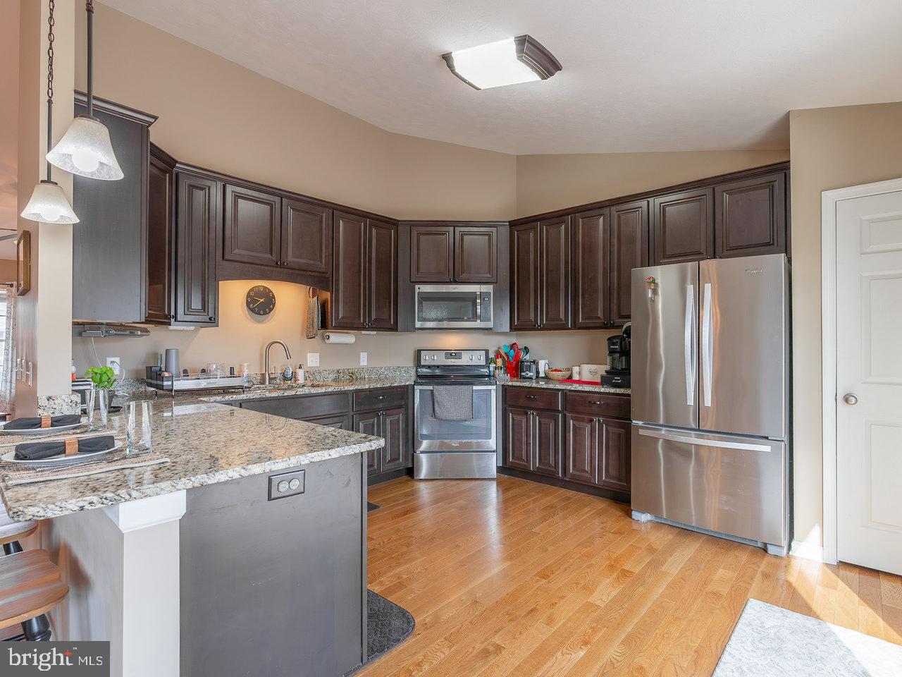 COYOTE RUN - Residential