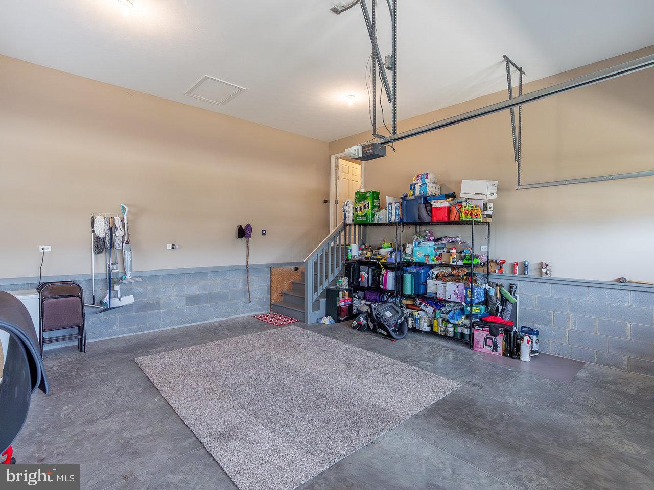 COYOTE RUN - Residential