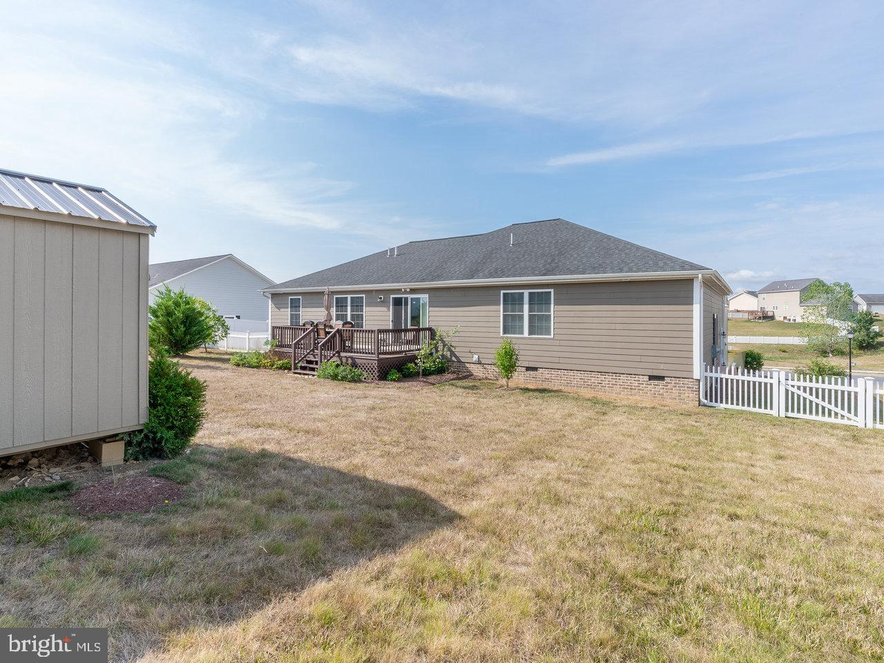 COYOTE RUN - Residential