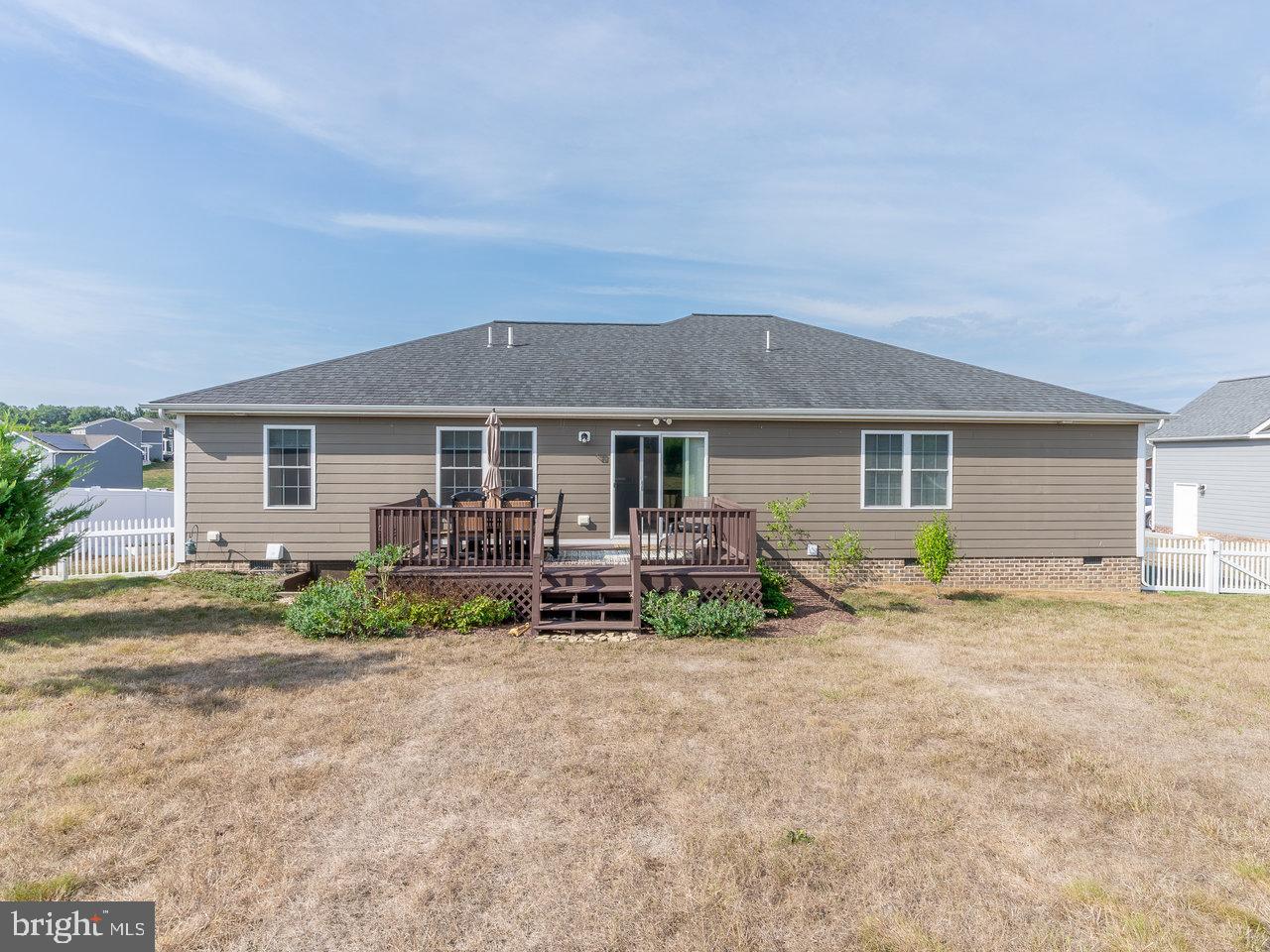 COYOTE RUN - Residential