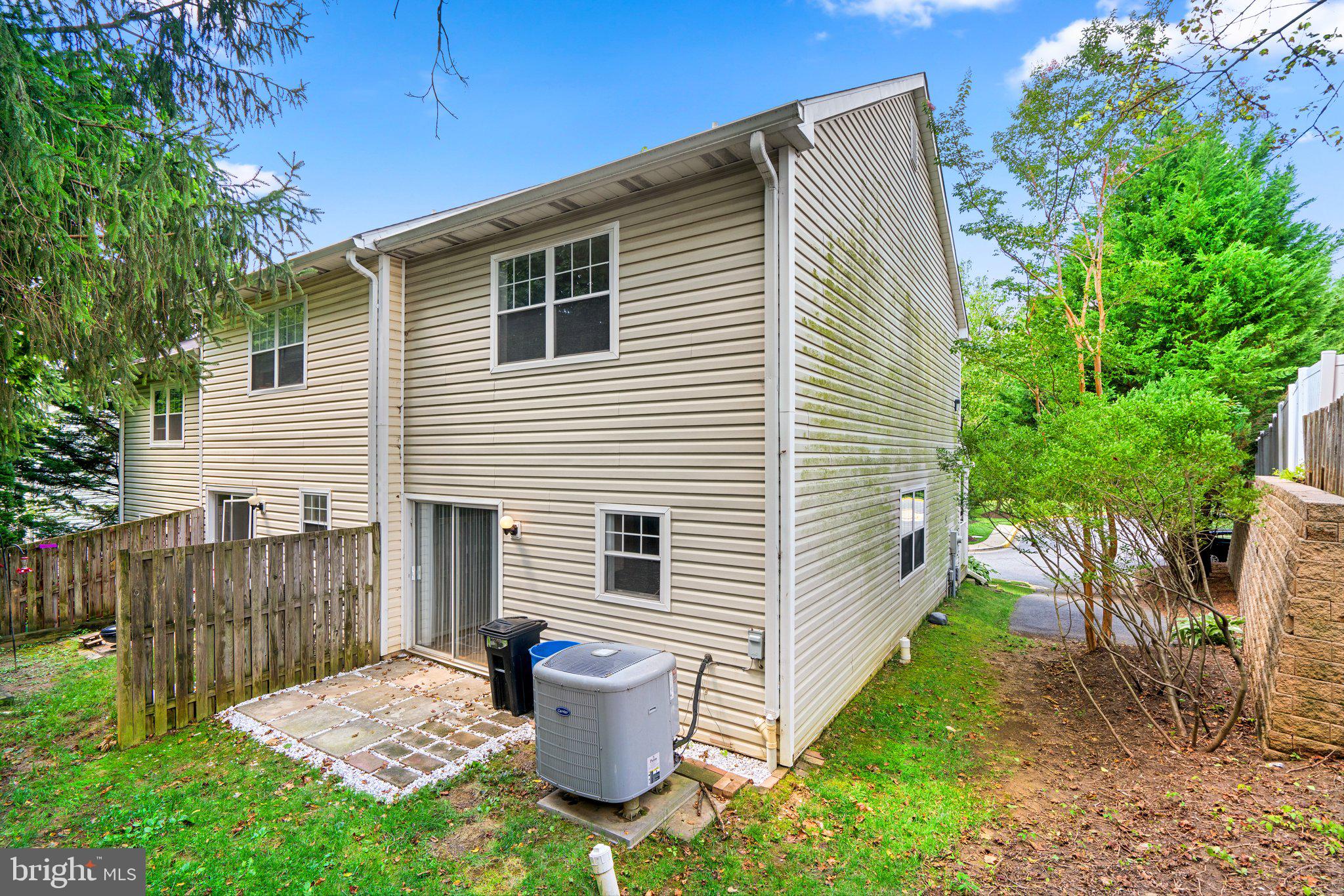 HARRIS HILL - Residential