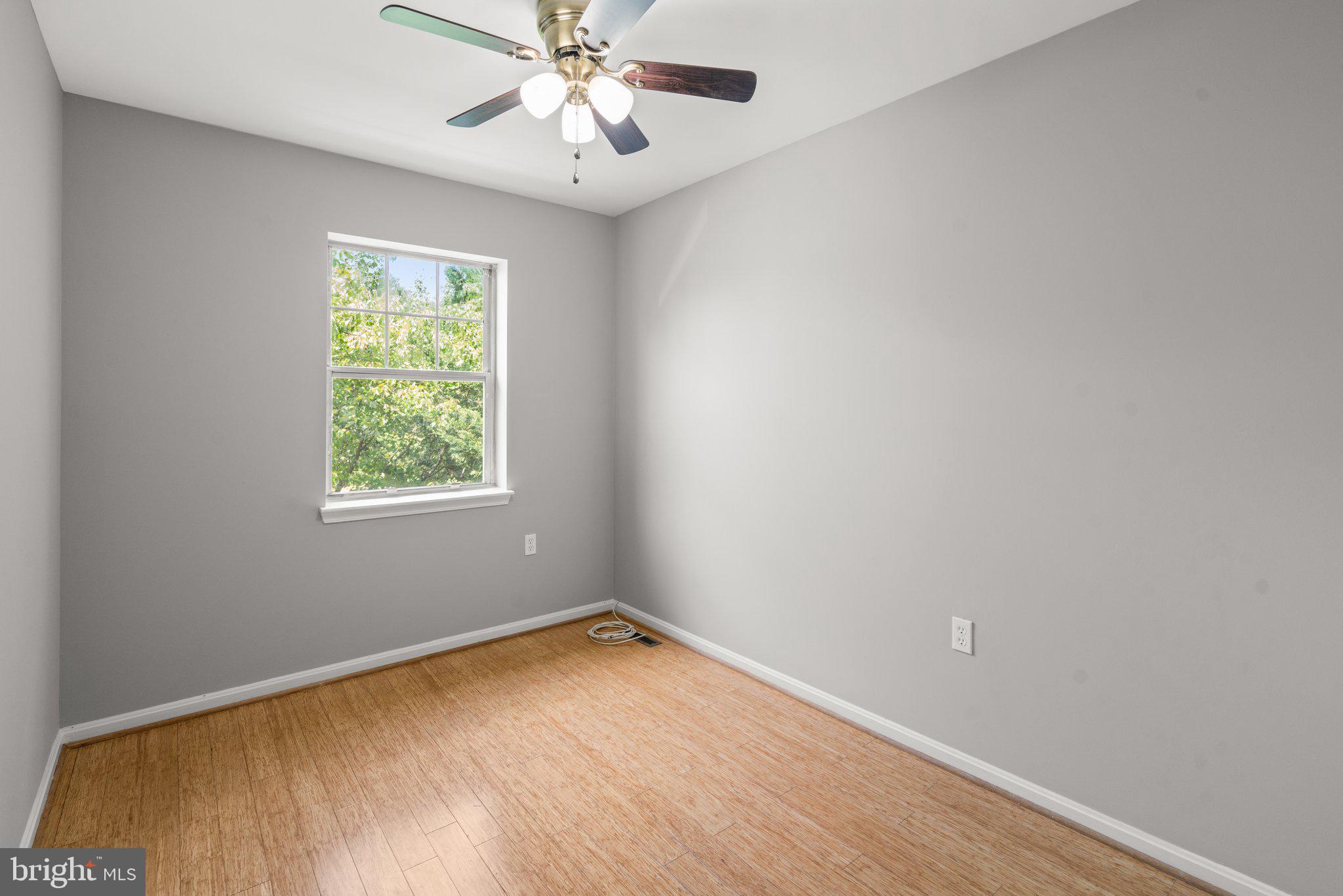 HARRIS HILL - Residential