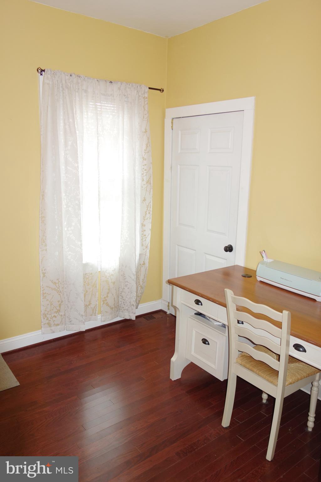 EAST VIEW - Residential