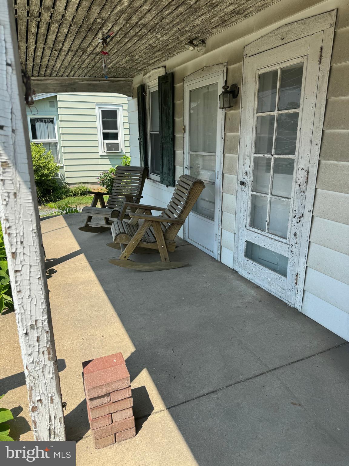 3211 MAIN STREET