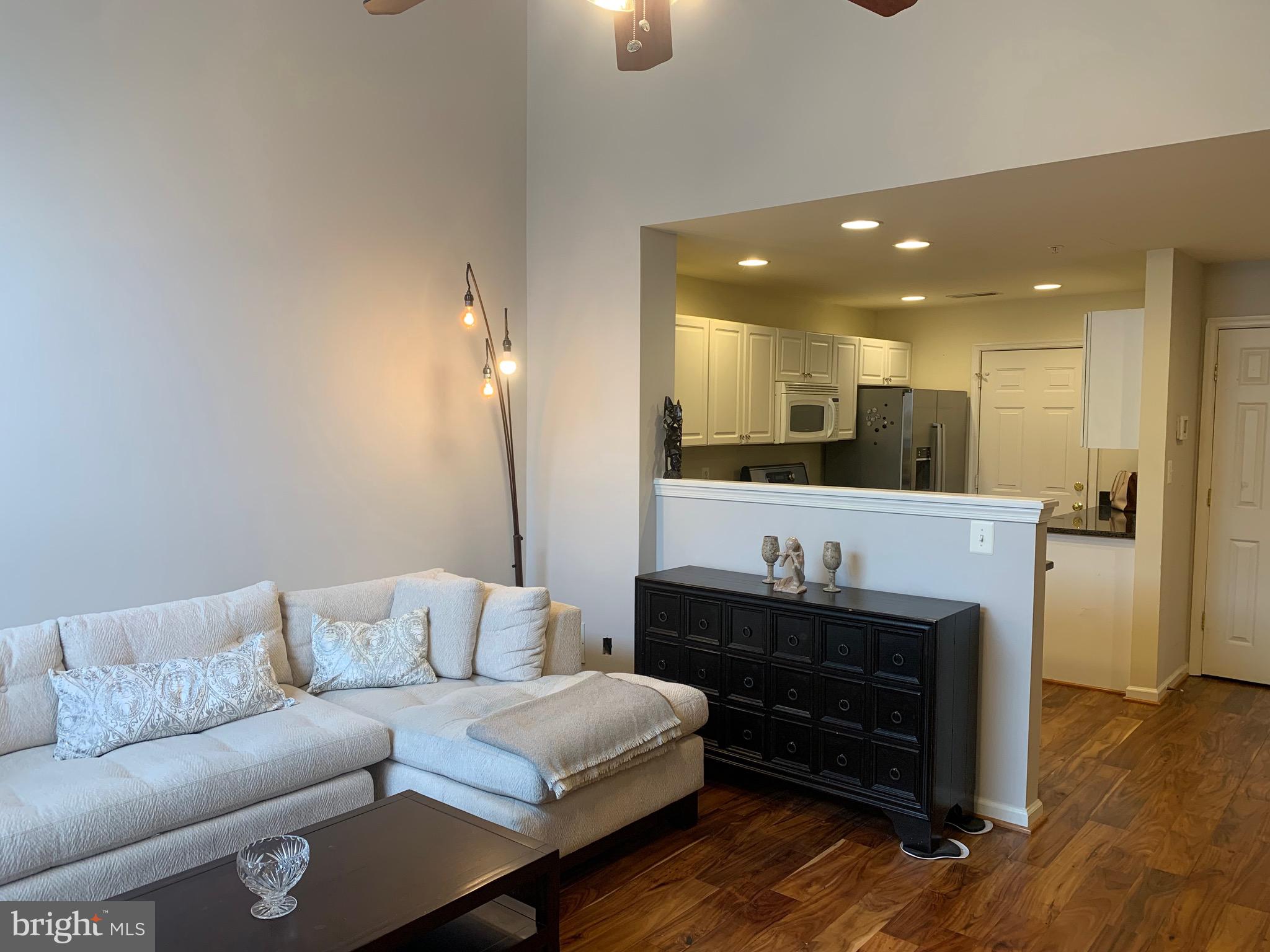 1895 CRESCENT PARK DRIVE 109A