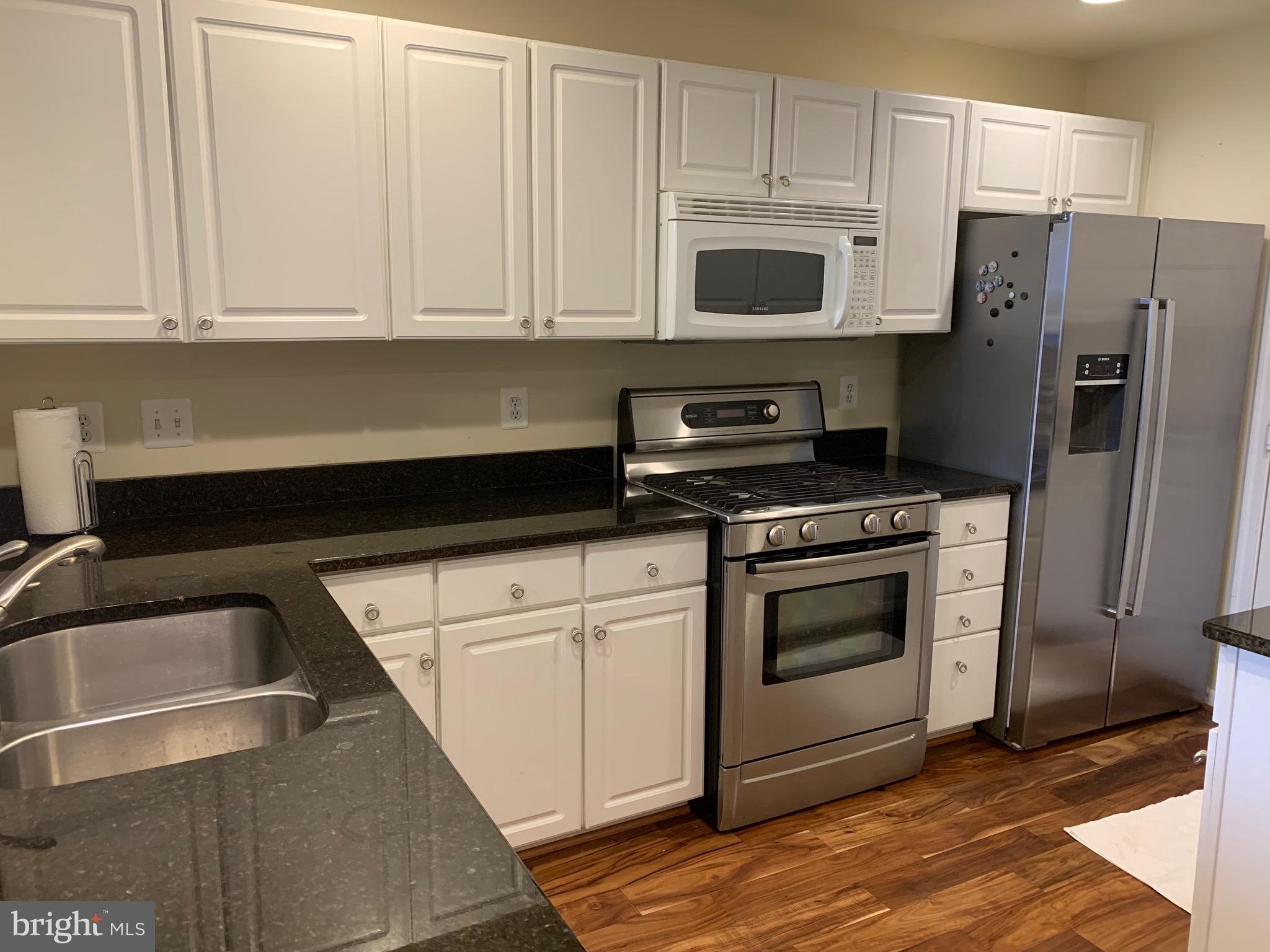 MADISON PARK AT WEST MARKET - Residential